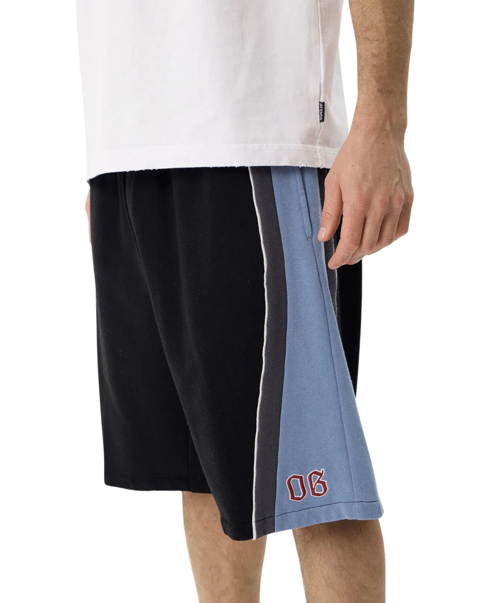 Afends Occupancy - Recycled Fleece Short 22 Inch