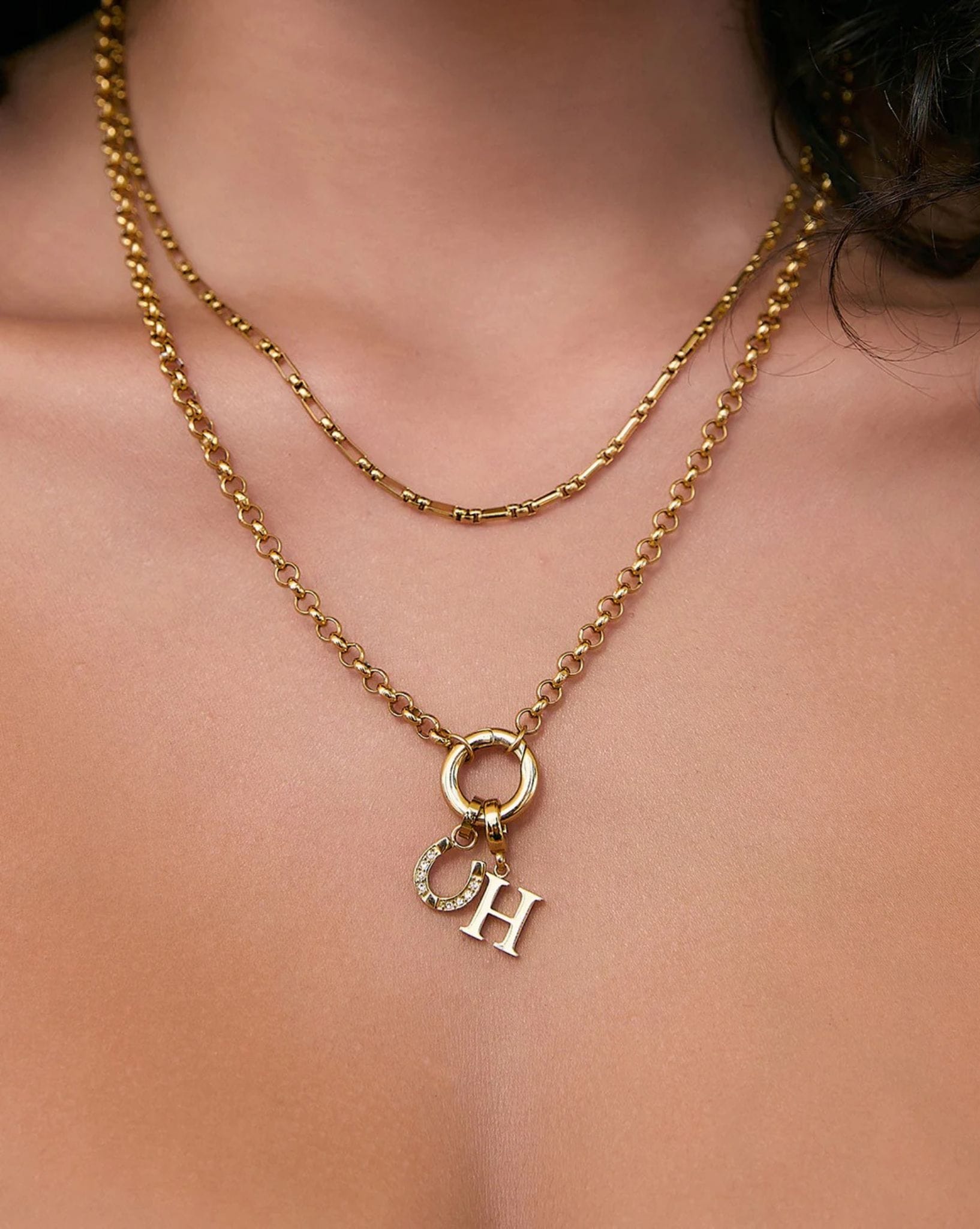 Arms Of Eve Circle Charm Necklace