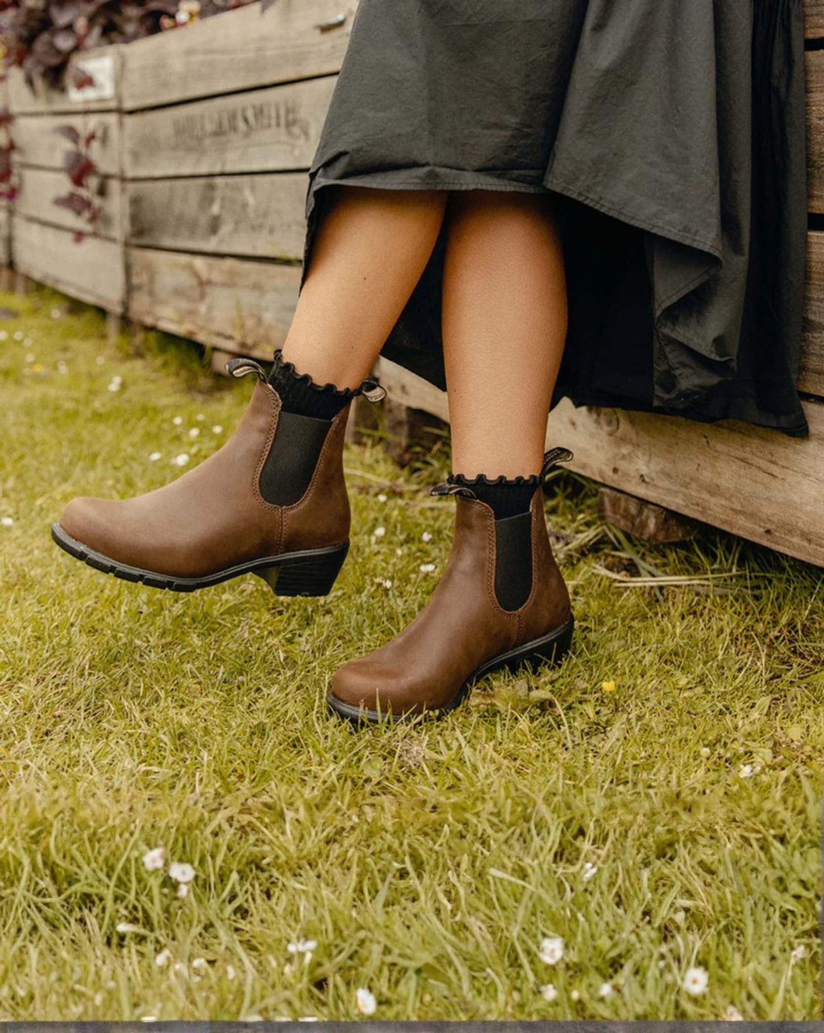 Blundstone 1673 Elastic Sided Heel Boots