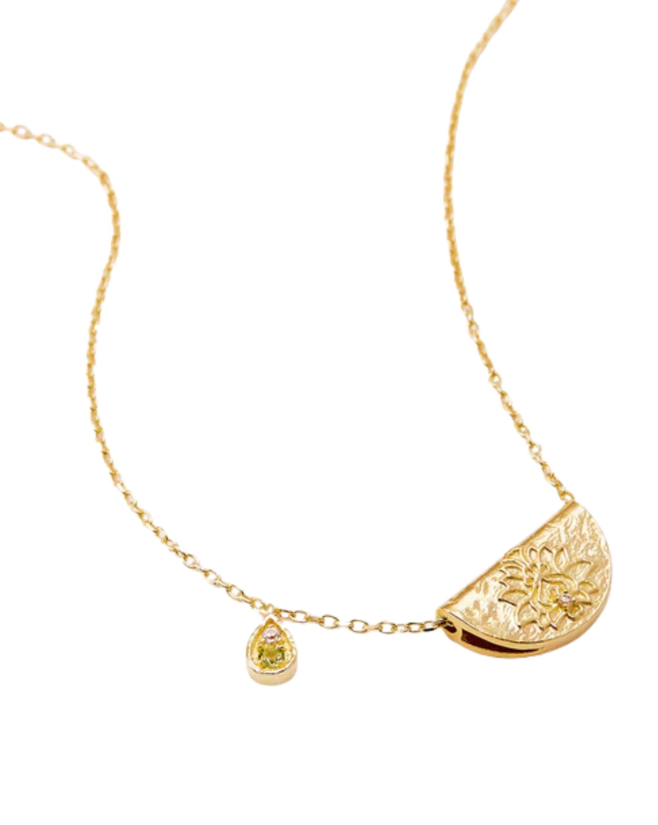 By Charlotte 18k Gold Vermeil Lotus Birthstone Necklace - August - Peridot