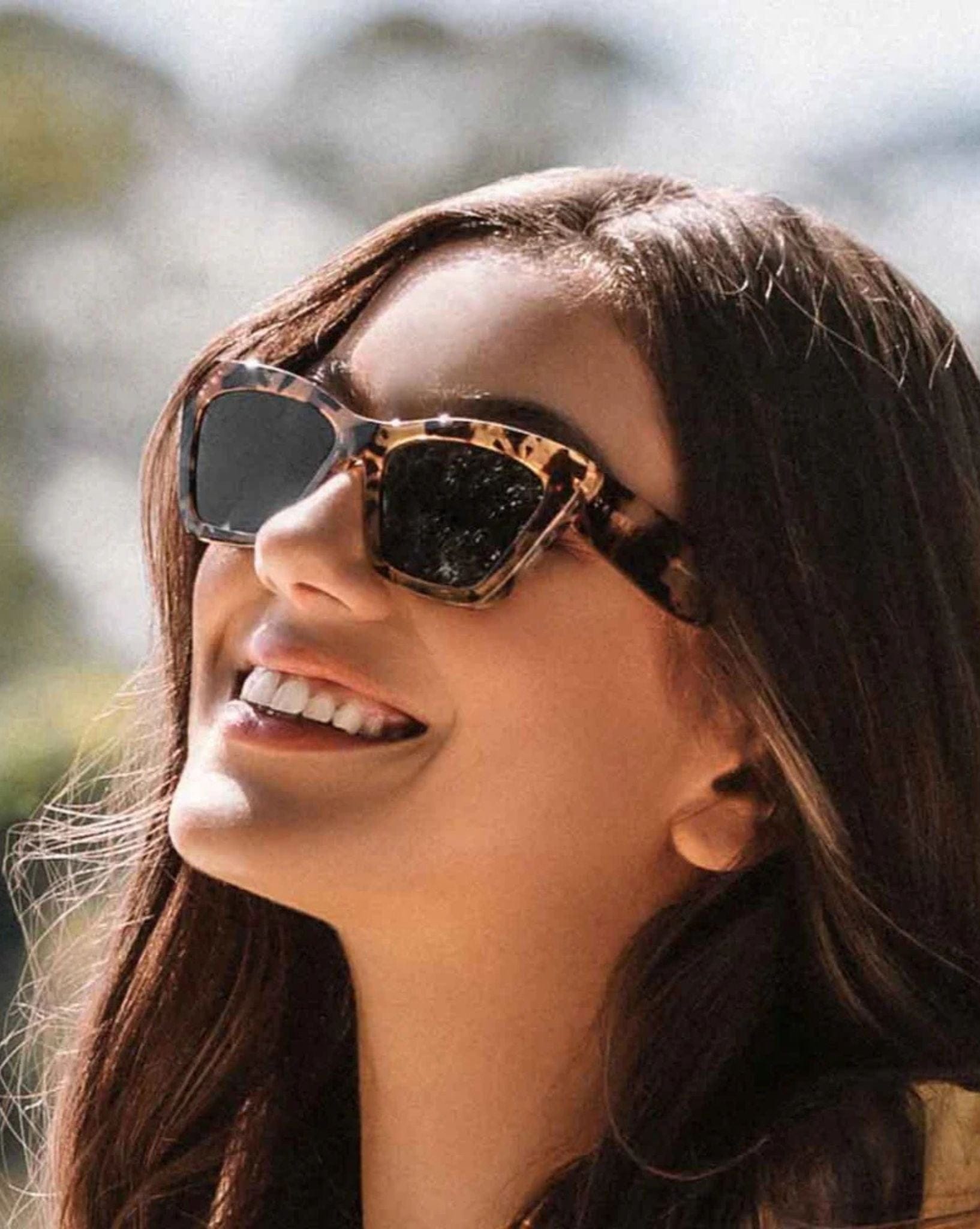 Carve Tahoe Gloss Milky Tort Dark Grey Lens