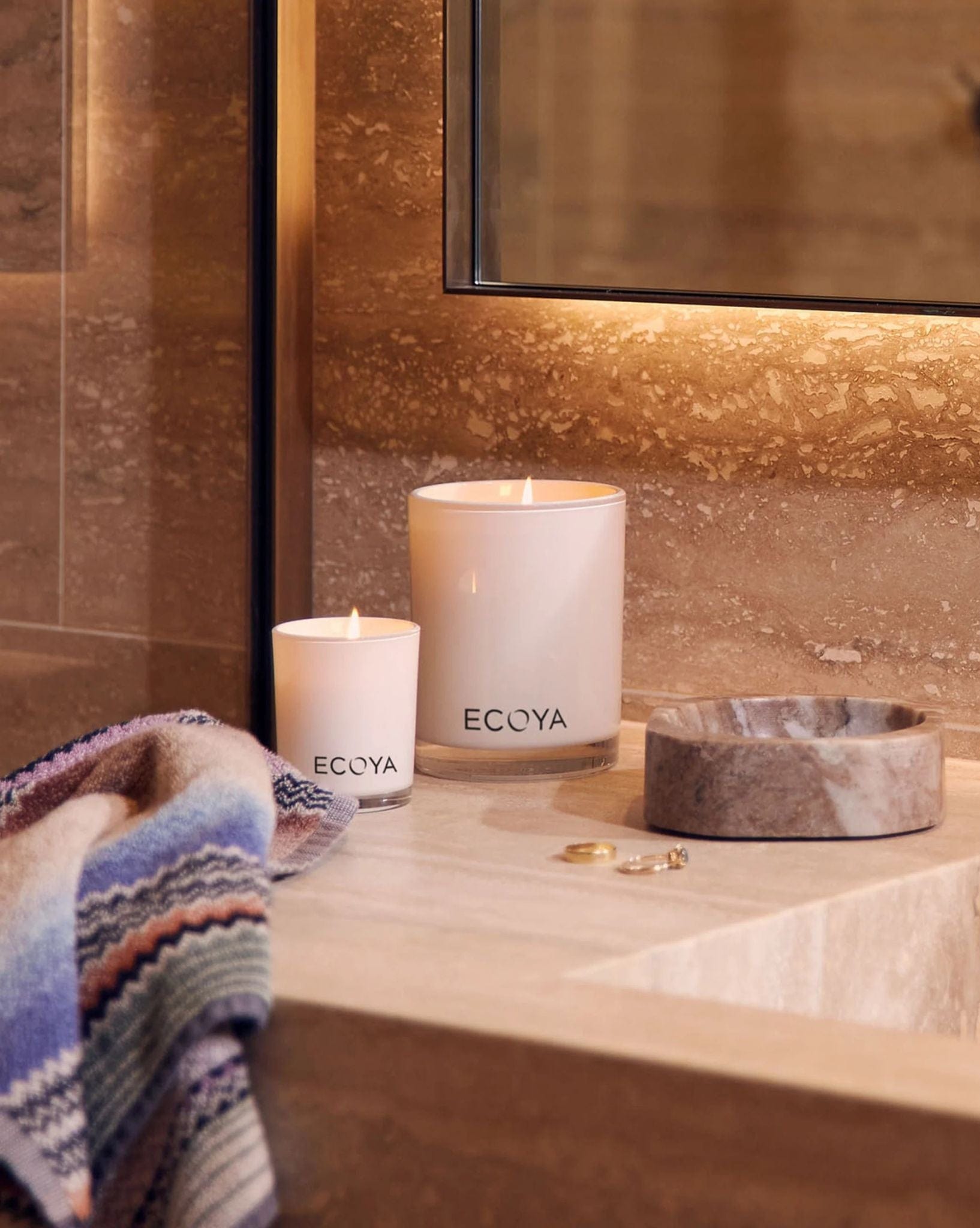 ECOYA ECOYA-Sandalwood-&-Amber-Madison-Candle