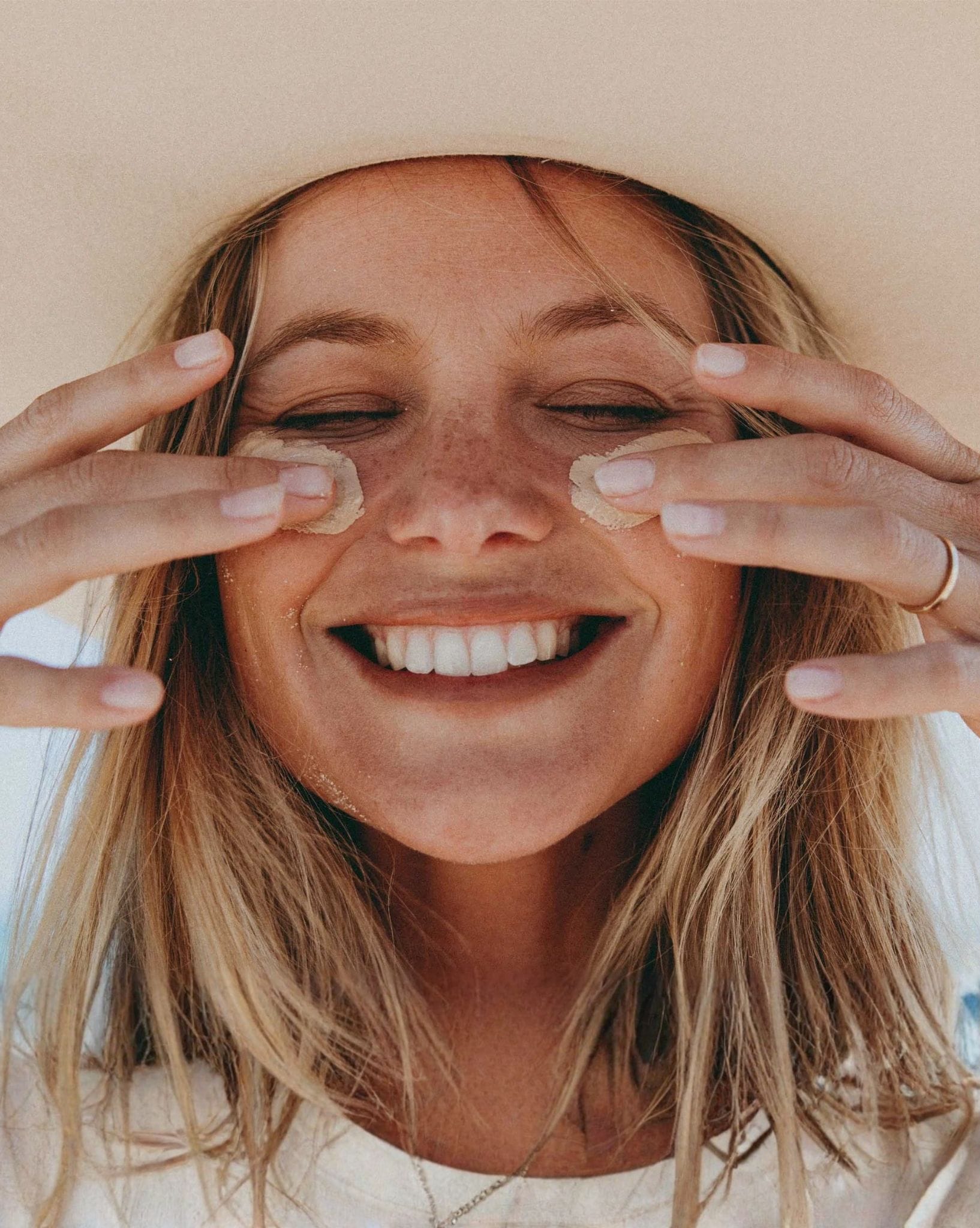 Feel Good Inc Sticky Zinc SPF50+ (Medium Tint)