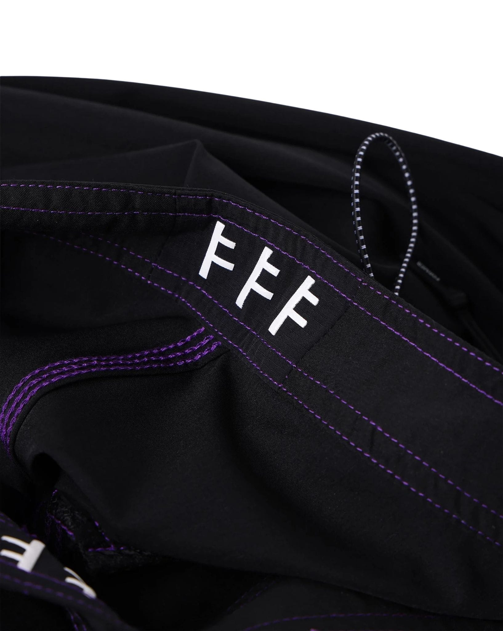 Former Corpcore 21" Trunk