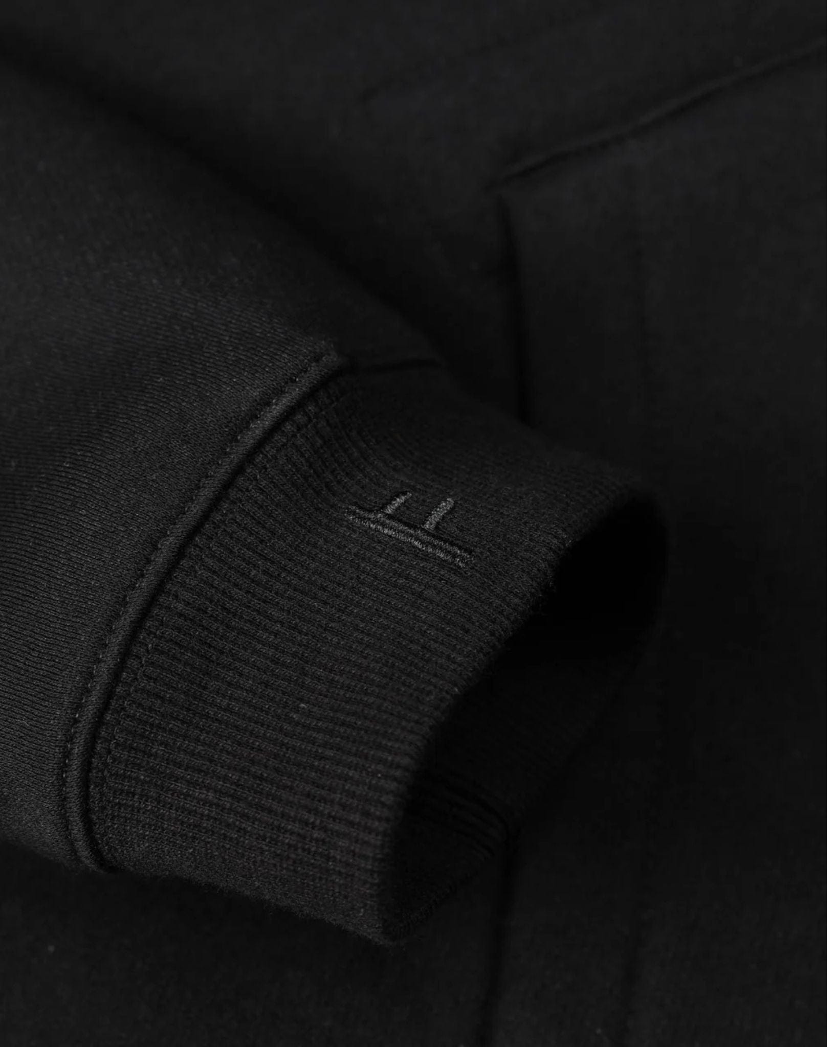 Former Mens Skittish Hood - Black