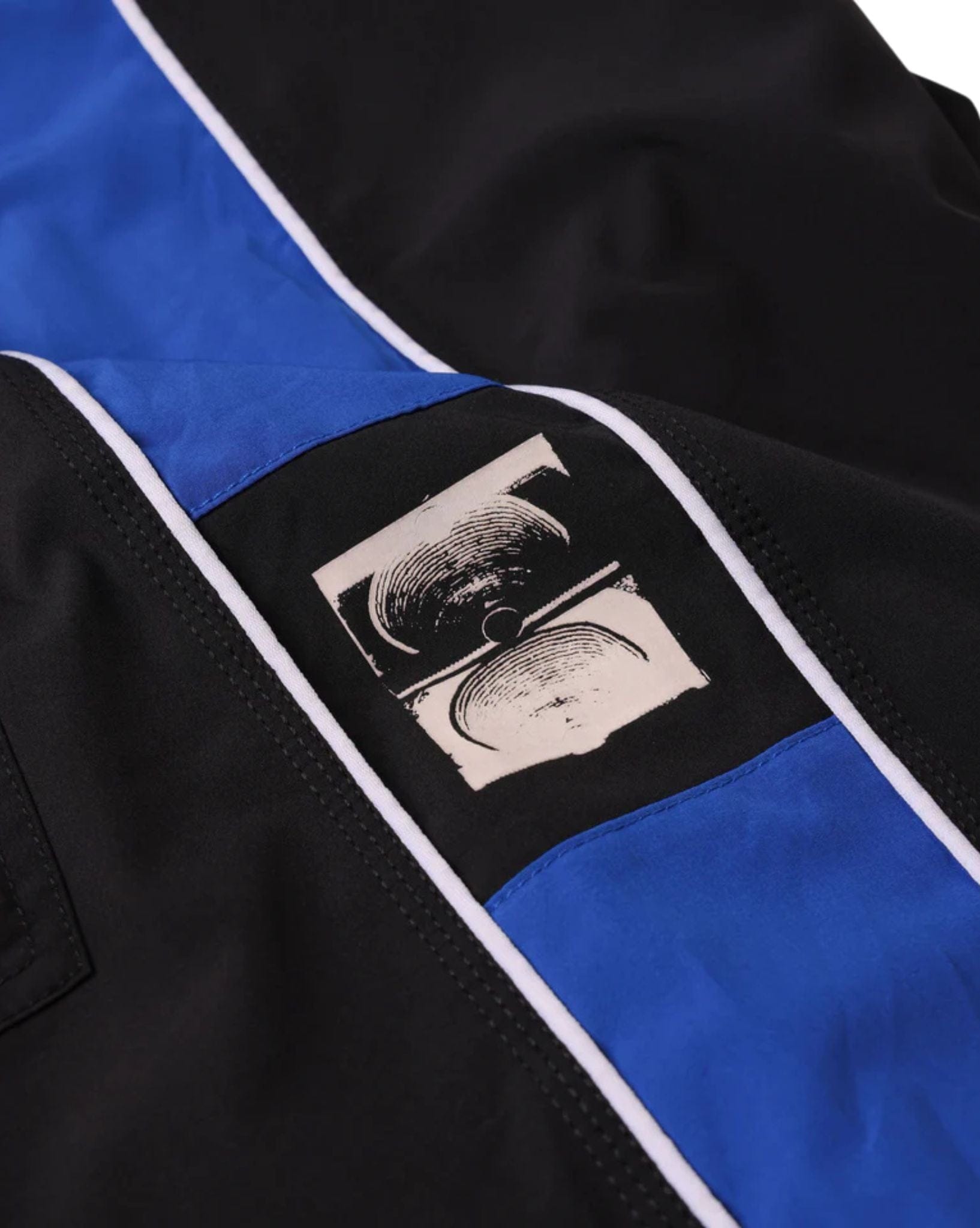 Former System Eclipse 20" Trunk