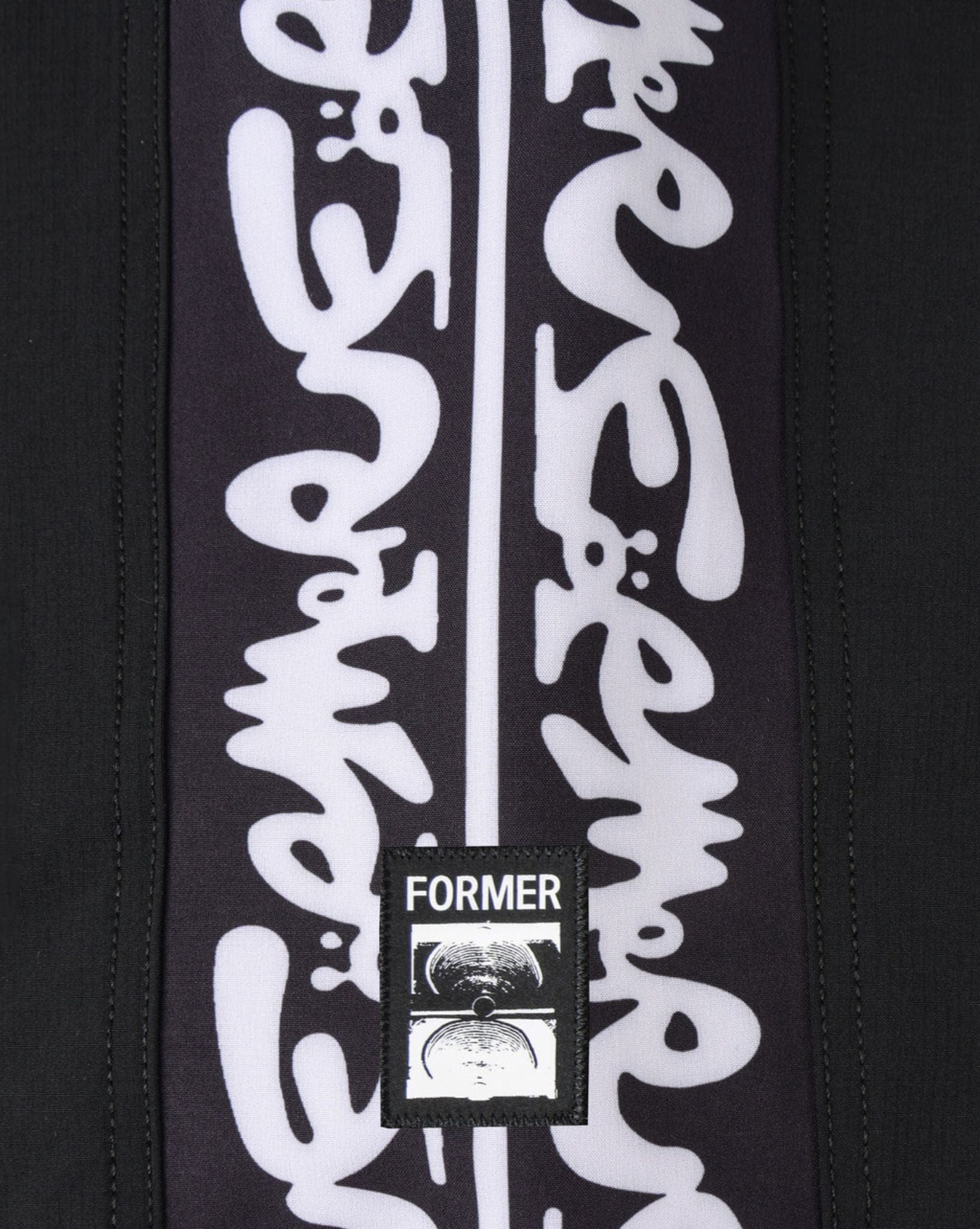 Former System Serpent 19' Trunk