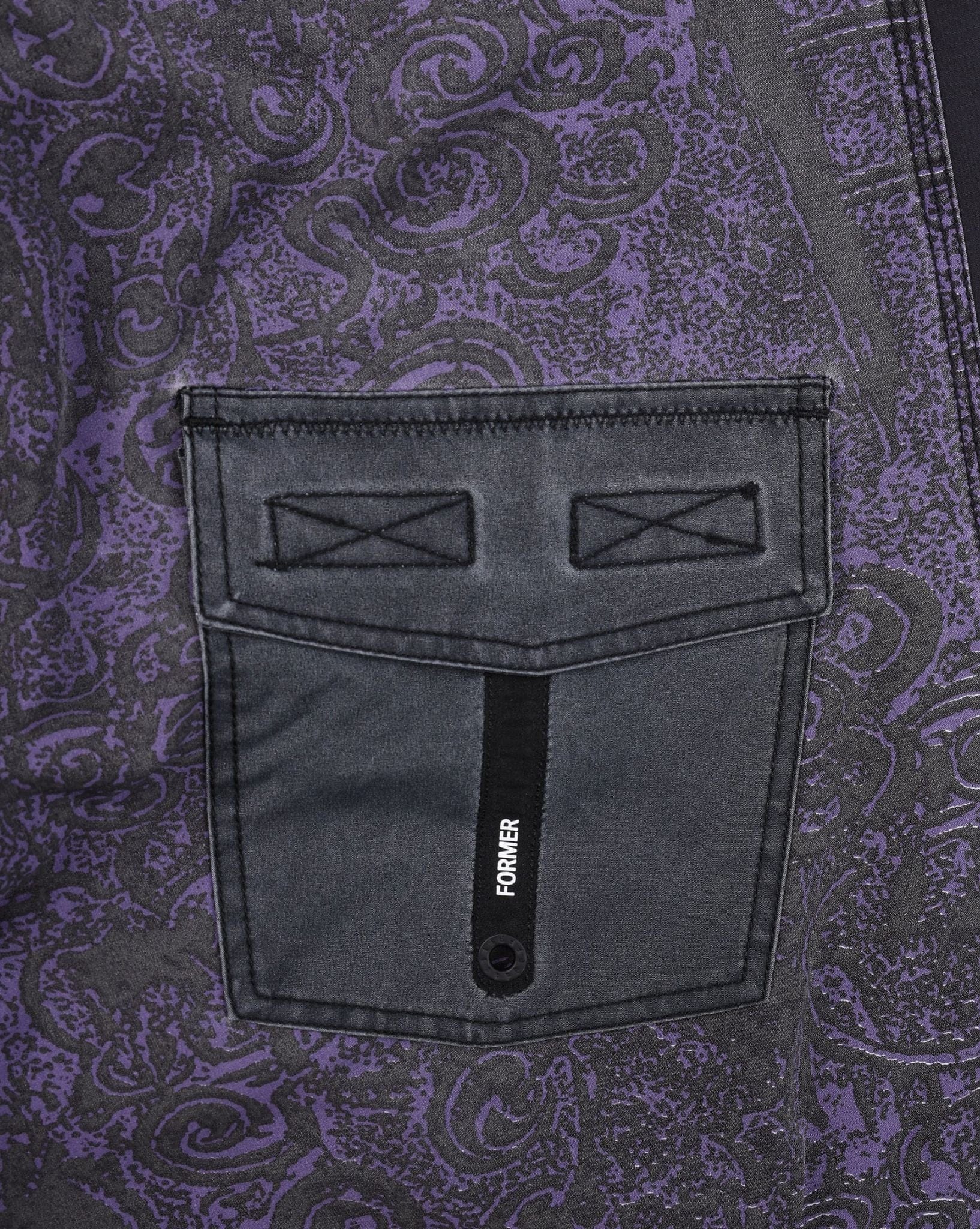 Former Team 19" Trunk