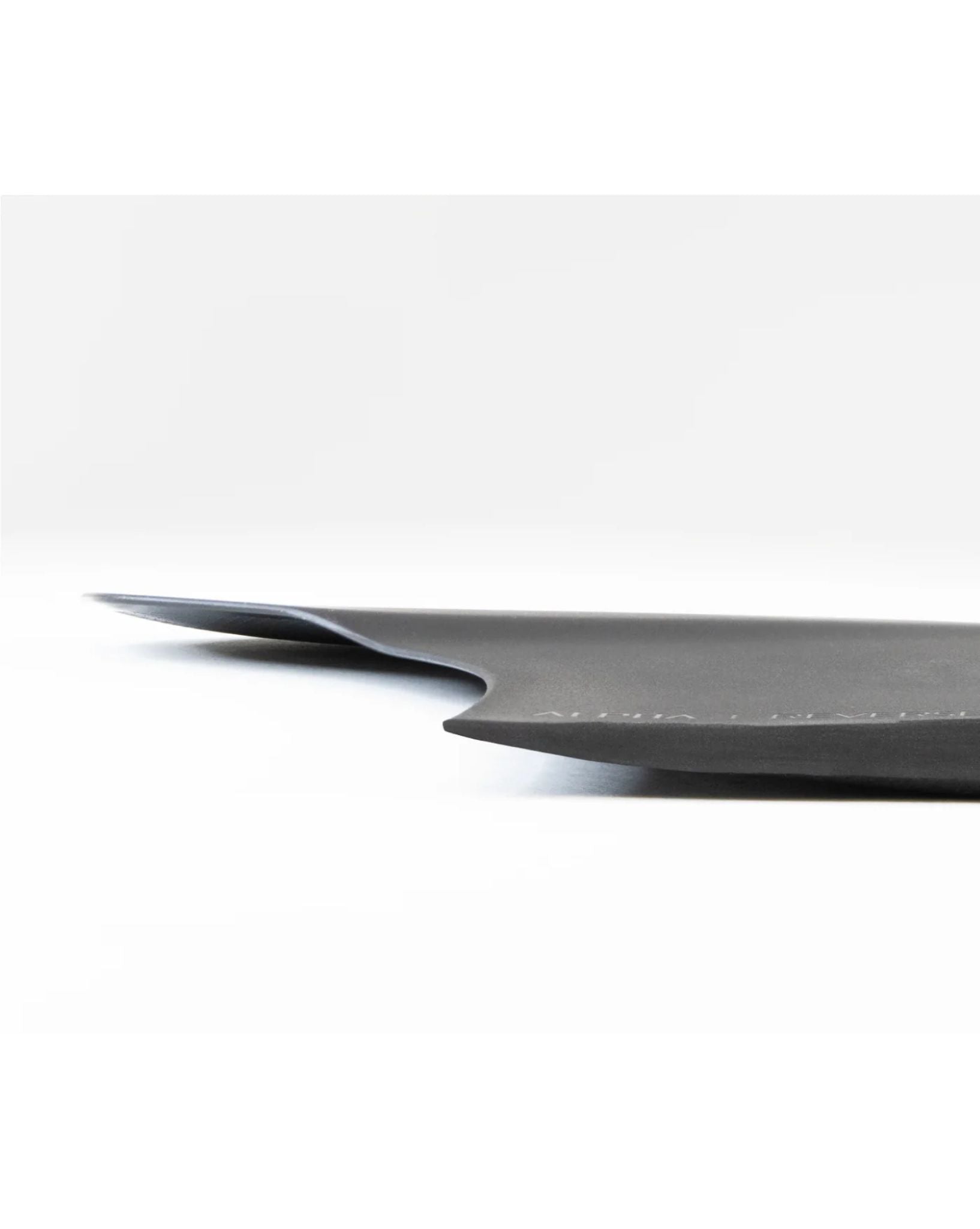 Futures Fins Alpha 3/2 Reverse Twin + 1 - Carbon Red