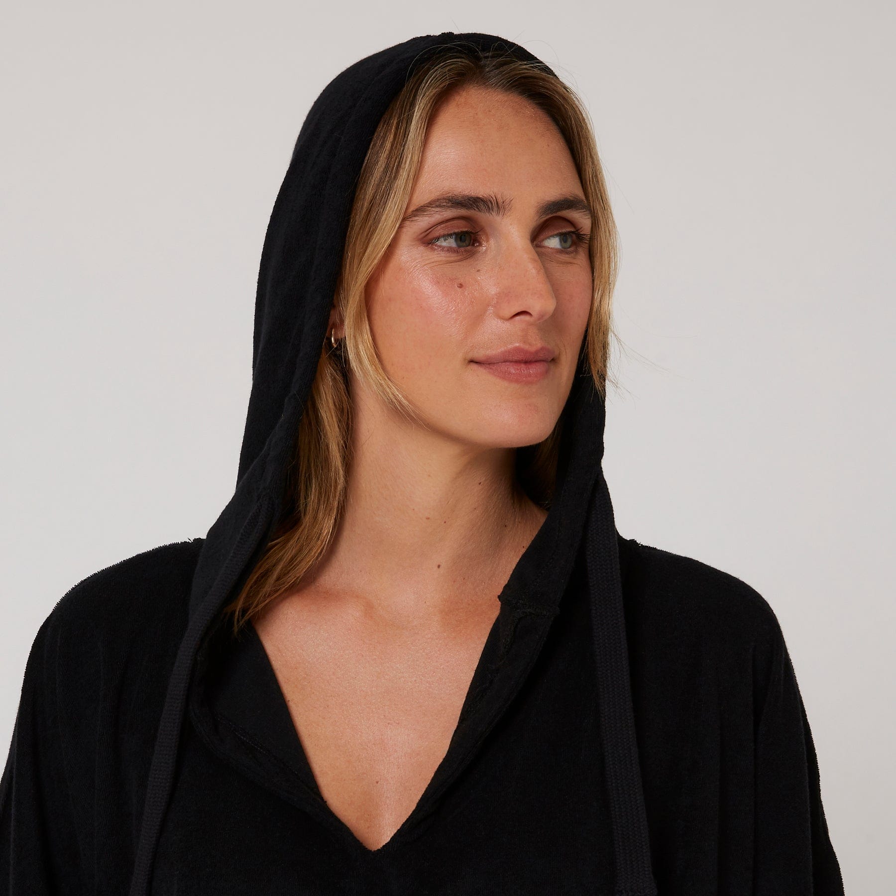 Ocean and Earth Ladies V-Neck Hooded Poncho