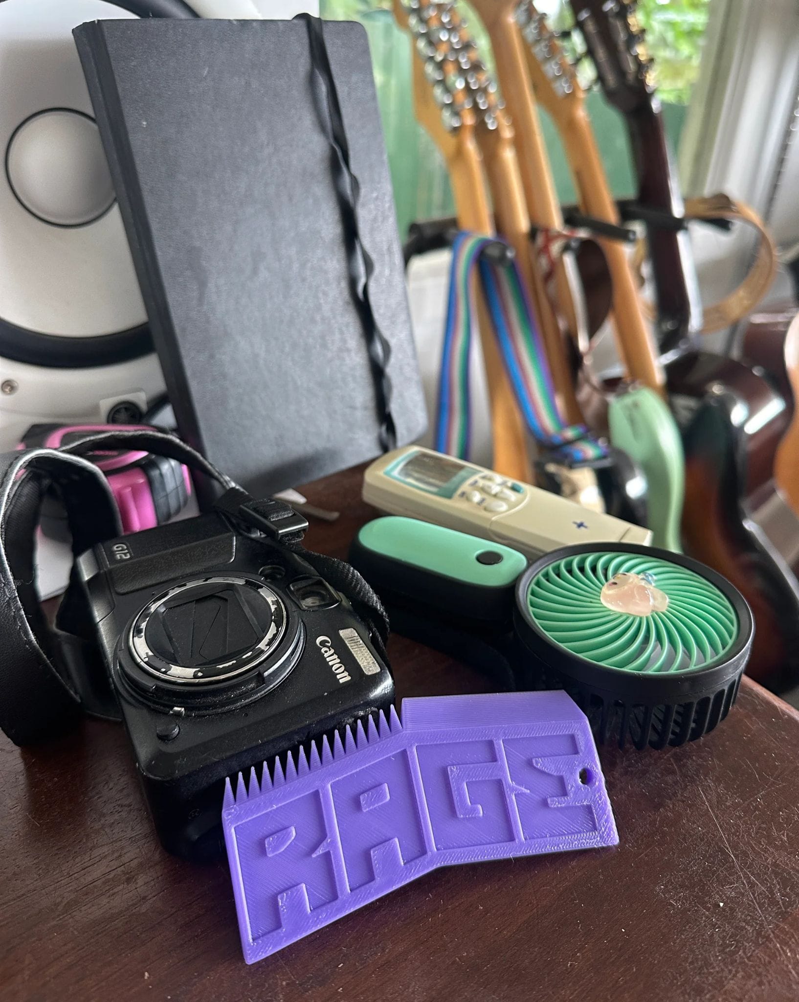 Rage Rage Wax Comb