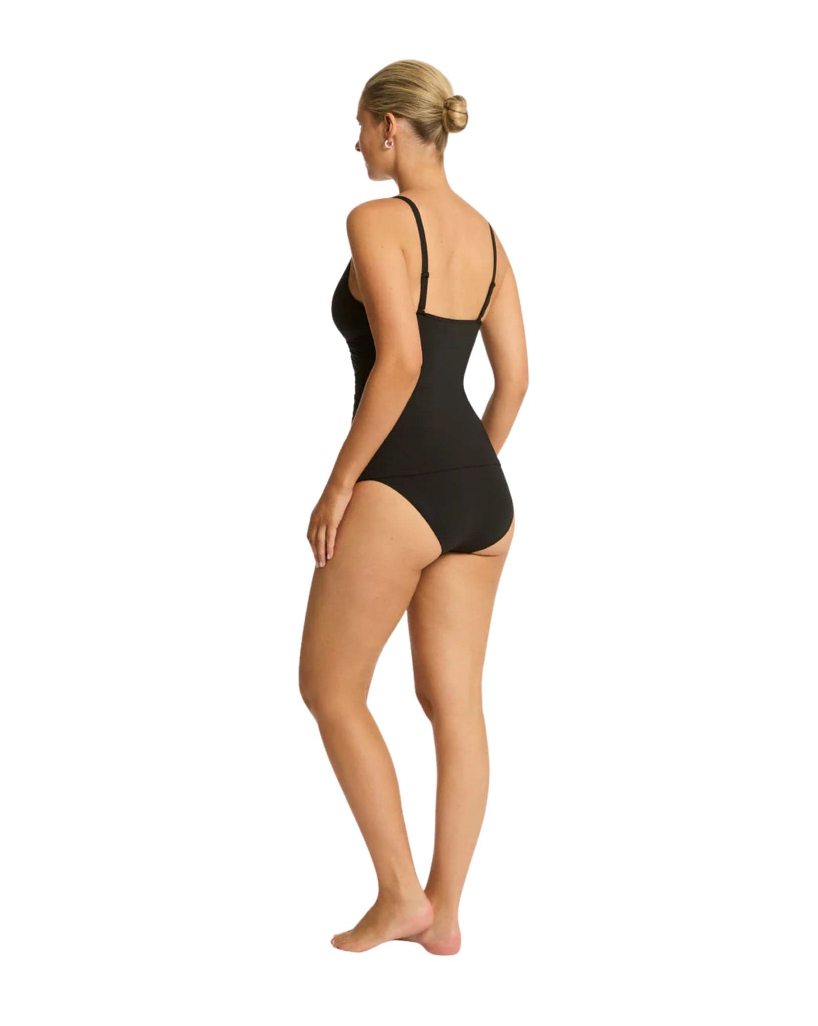 Sea Level Essentials Cross Front Multifit Singlet Top