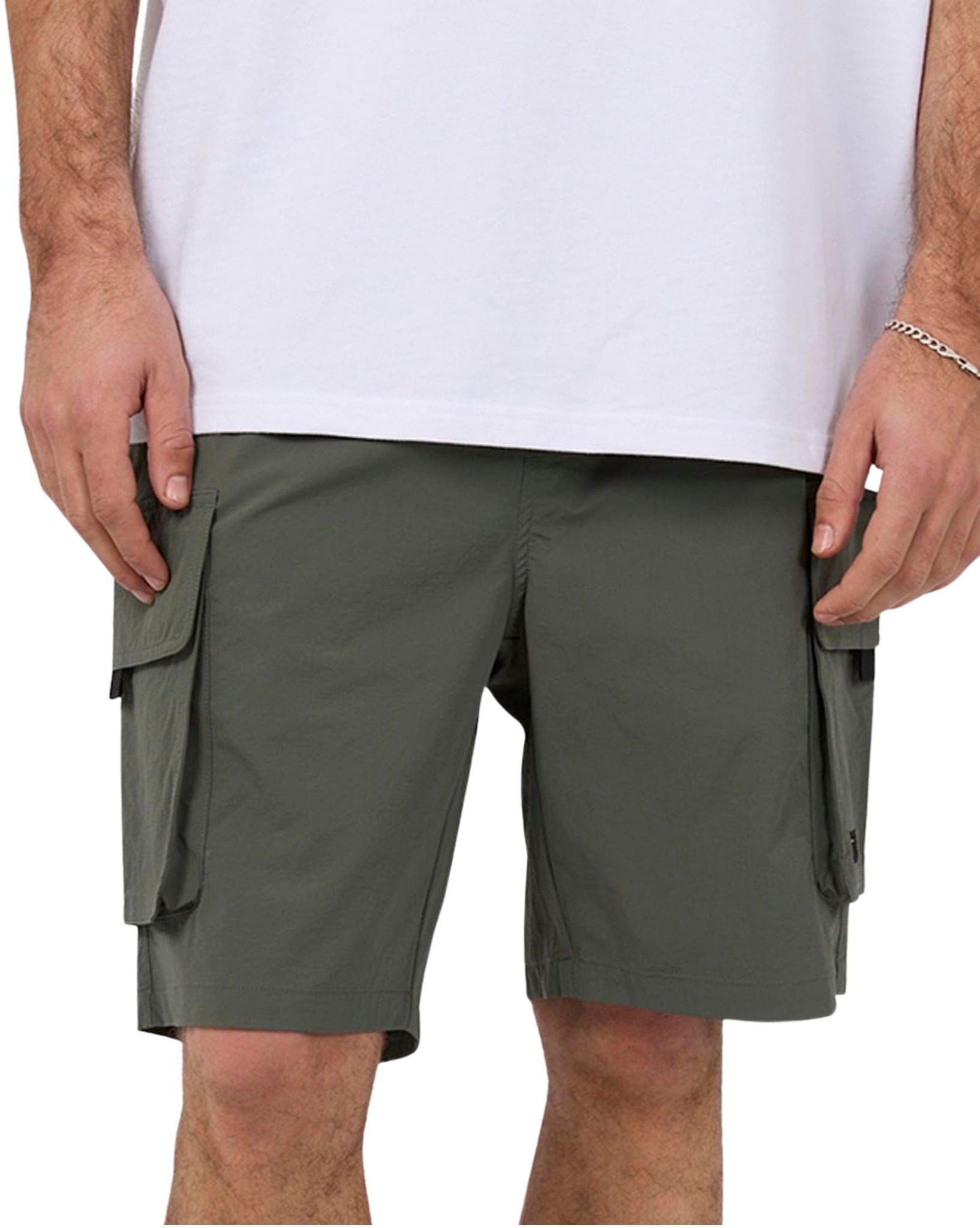 Silent Theory Cleaver Cargo Short