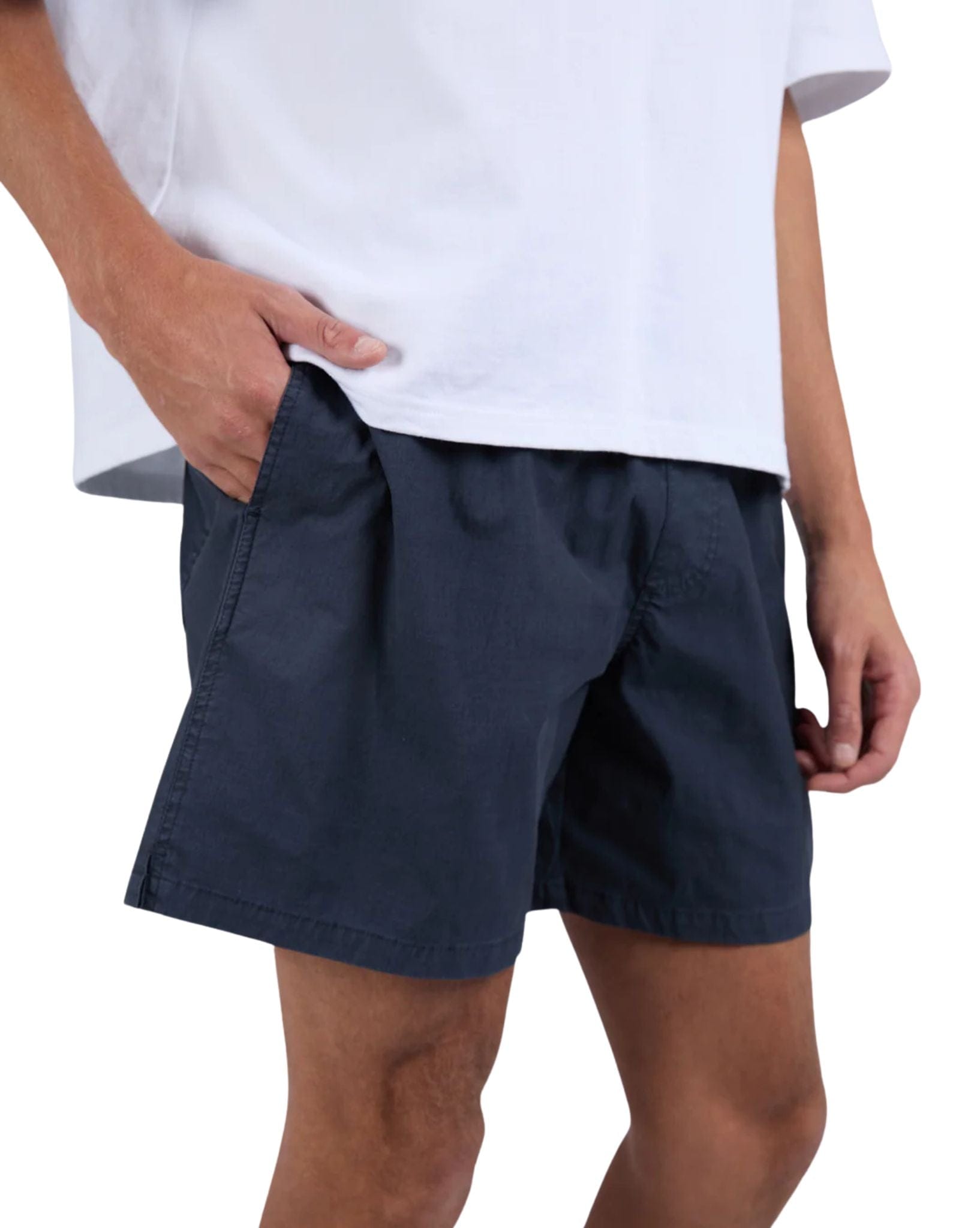 Silent Theory Tres Short