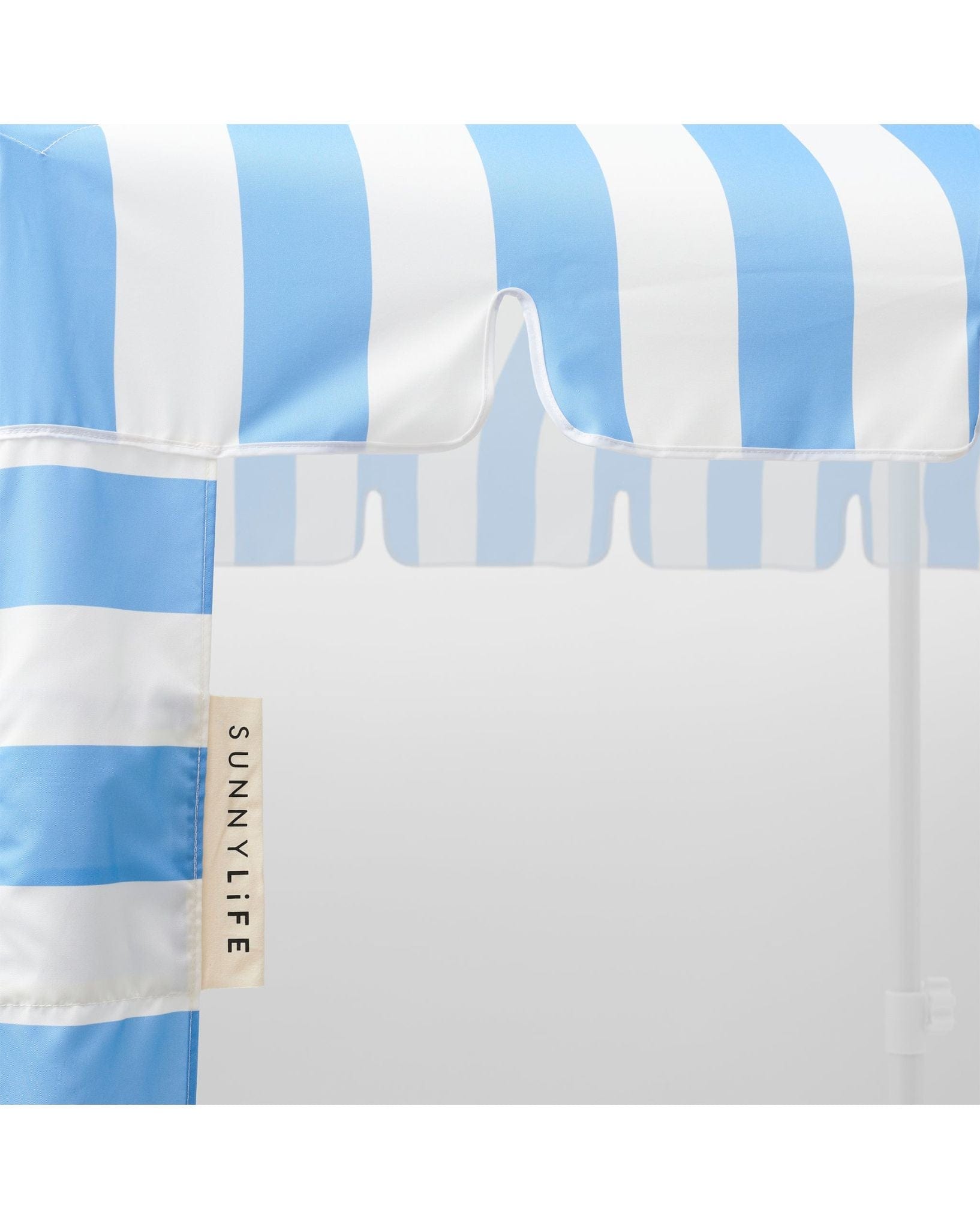 SunnyLife Beach Cabana Le Weekend