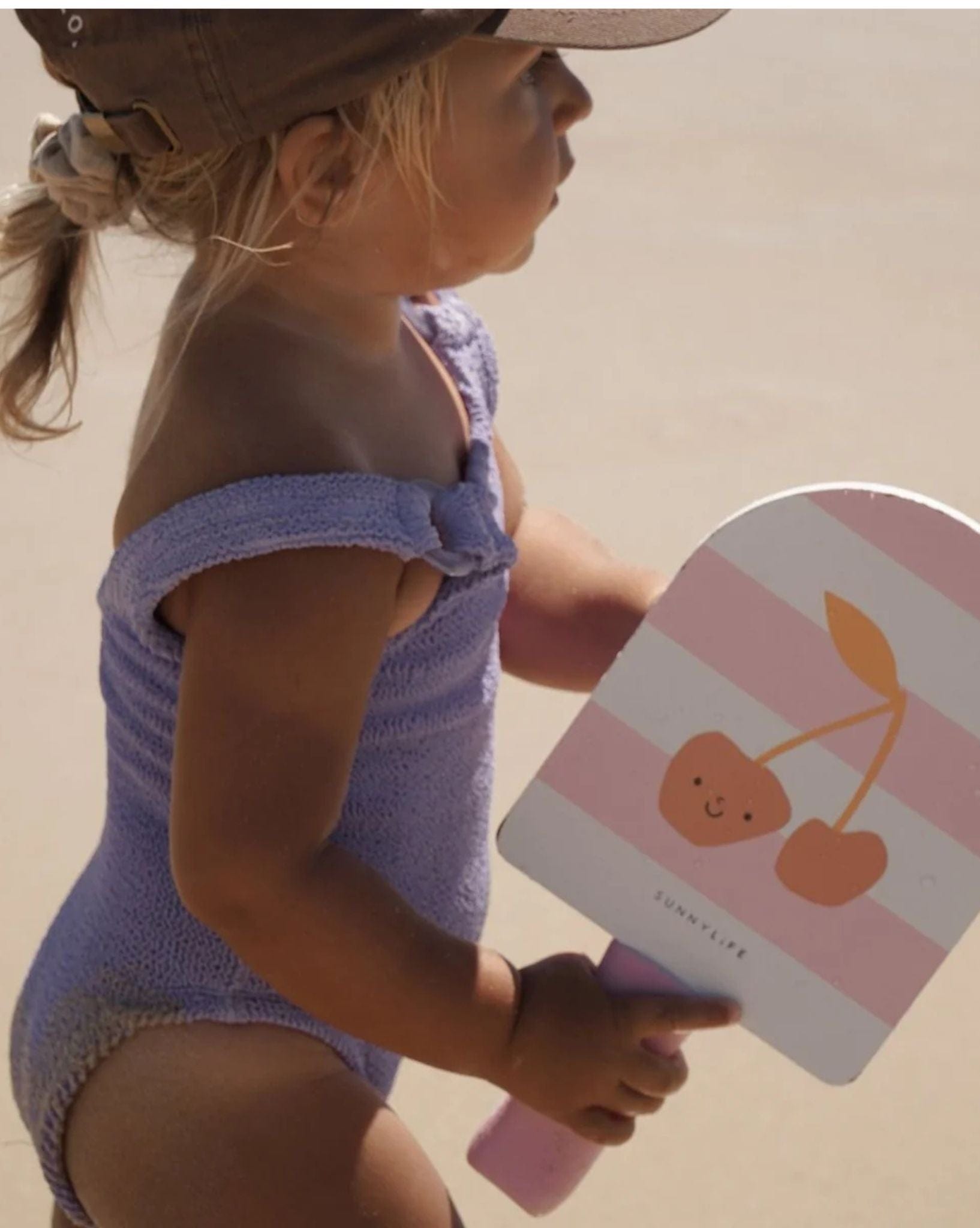 SunnyLife Kids Velcro Beach Bats Cotton Candy Cherry