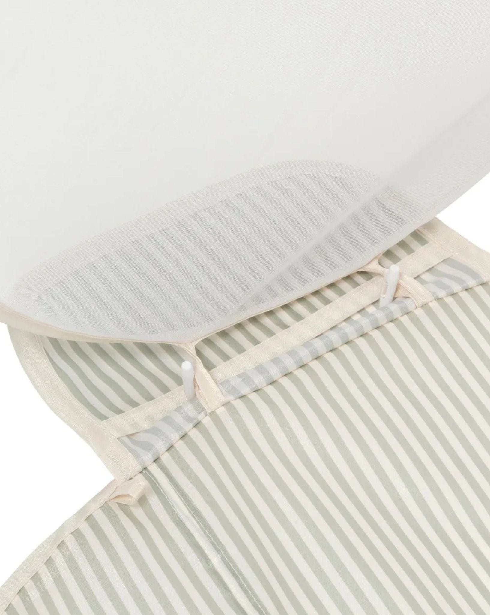 SunnyLife Solo Sun Shader La Palma Sage Stripe