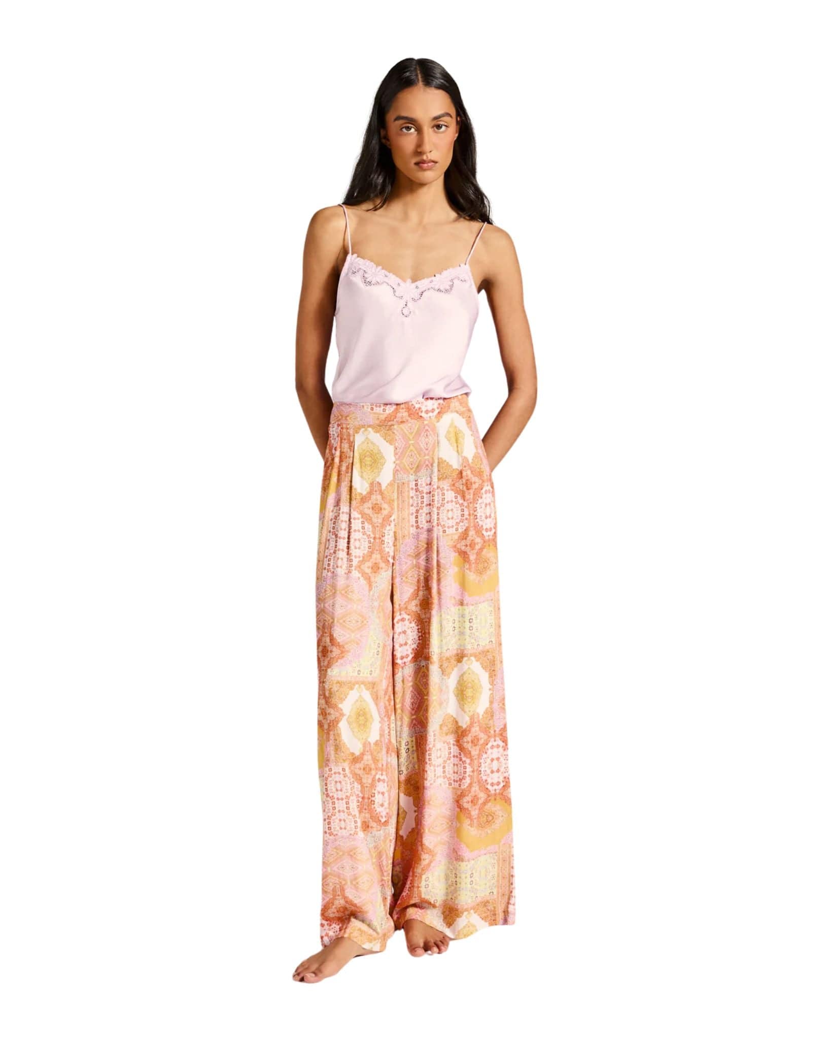 Tigerlily Herra - Sonia Pant