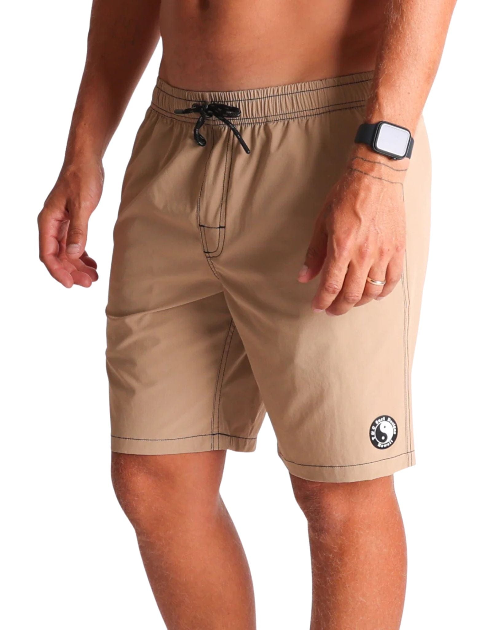 Town & Country Dash Short Sand