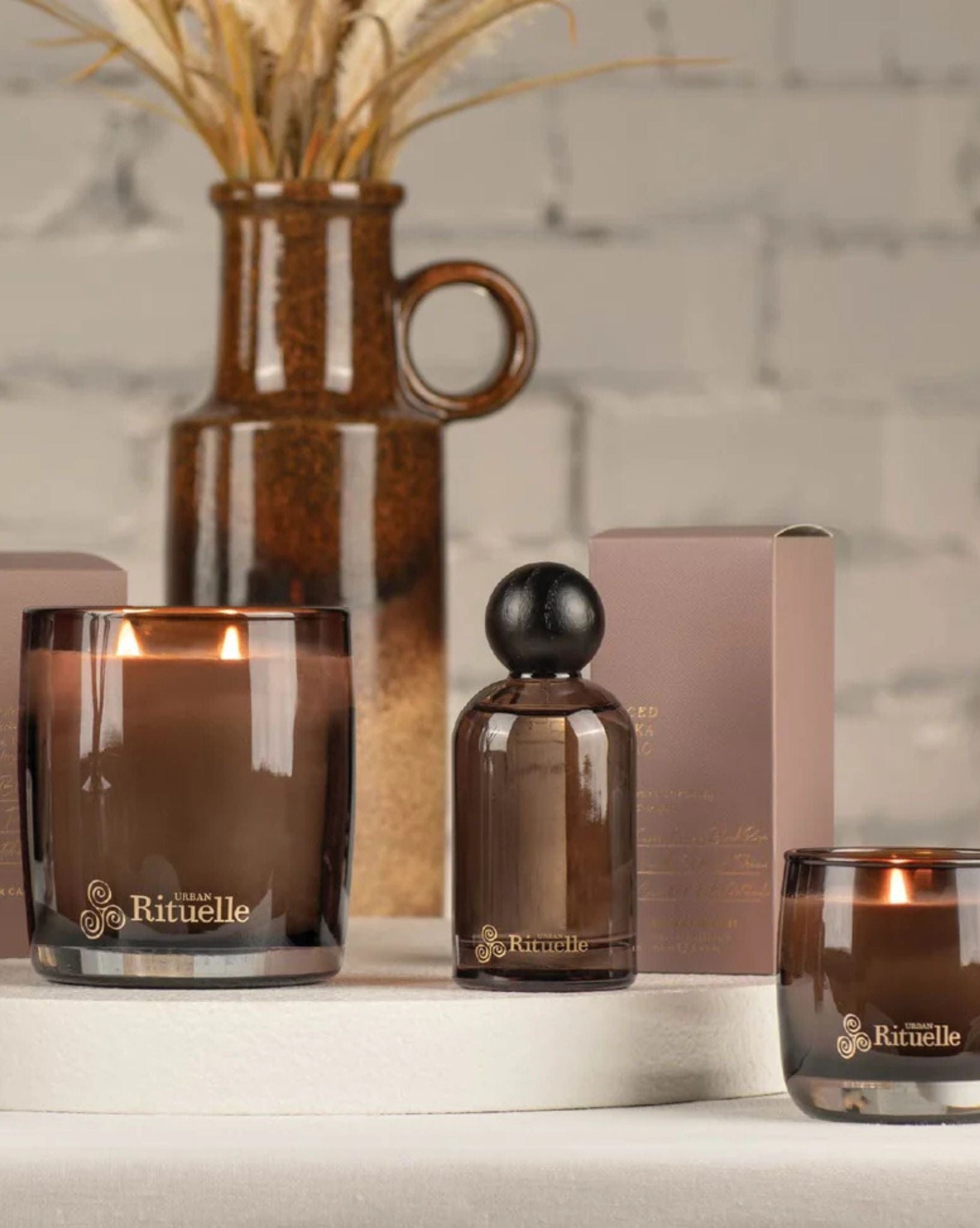 Urban Rituelle Apotheca 100ml Room & Linen Mist- Spiced Tonka & Cacao Pod