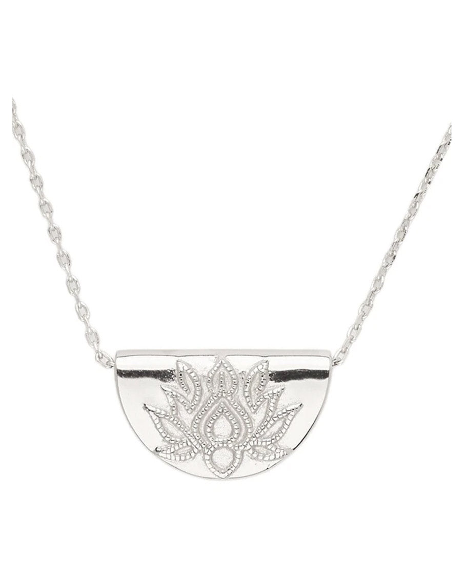 By Charlotte / Lotus Short Necklace / Silver / SLSN