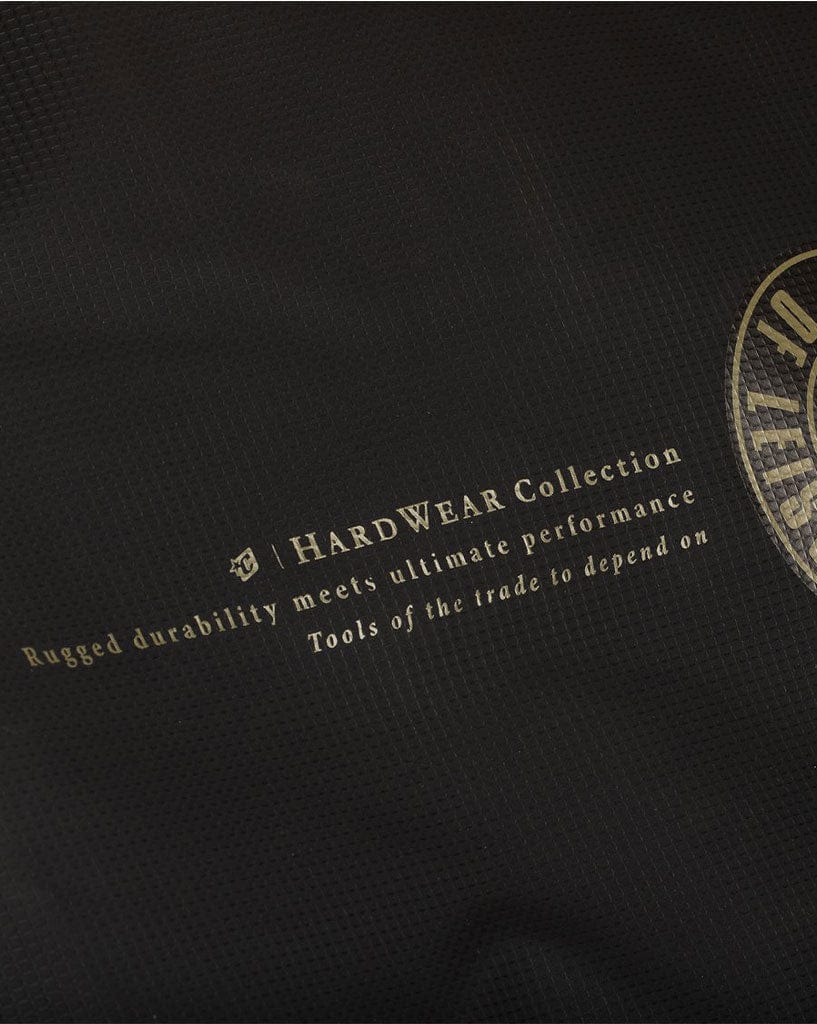 Creatures of Leisure Hardwear Mid Length Day Use Cover