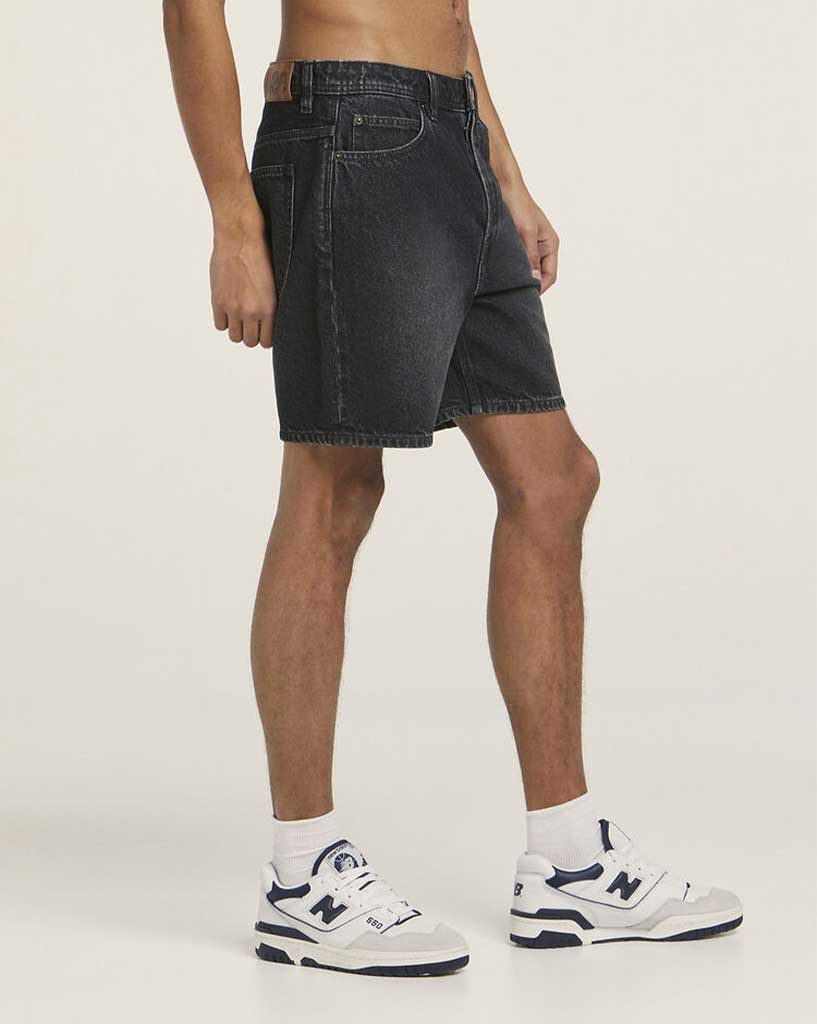 Lee Lee Baggy Short - Silence