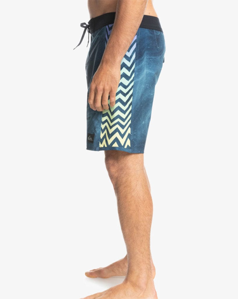 Quiksilver Surfsilk Arch 18