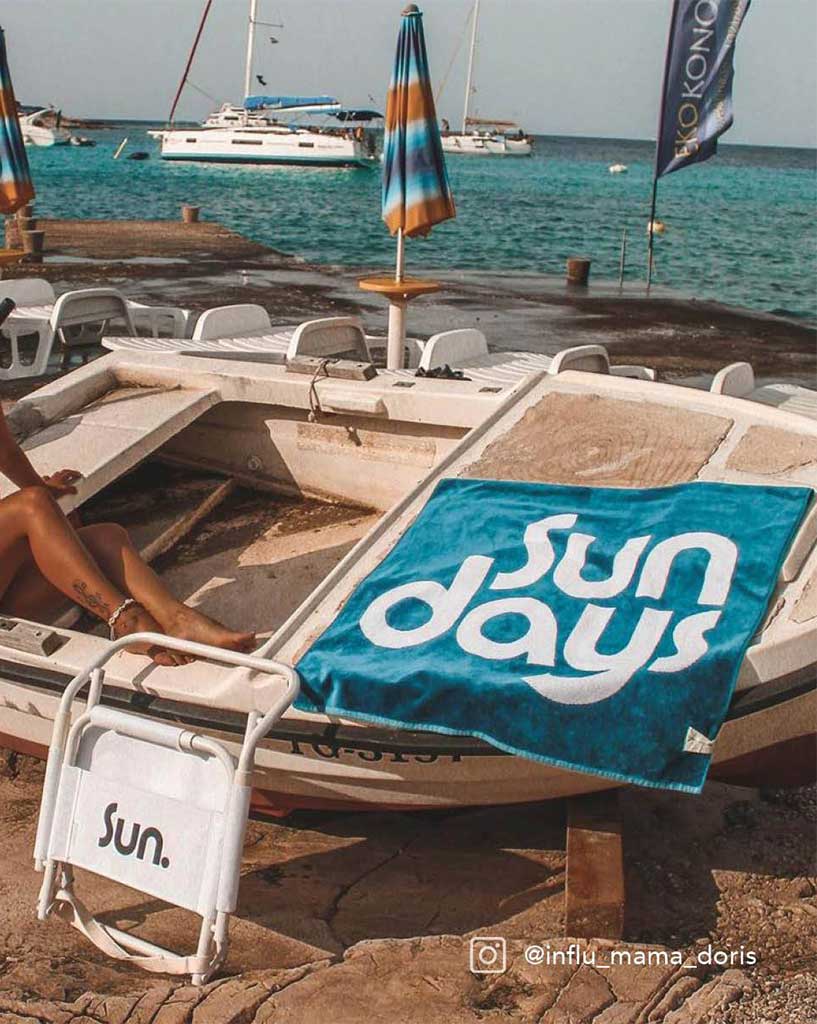 SunnyLife Luxe Towel