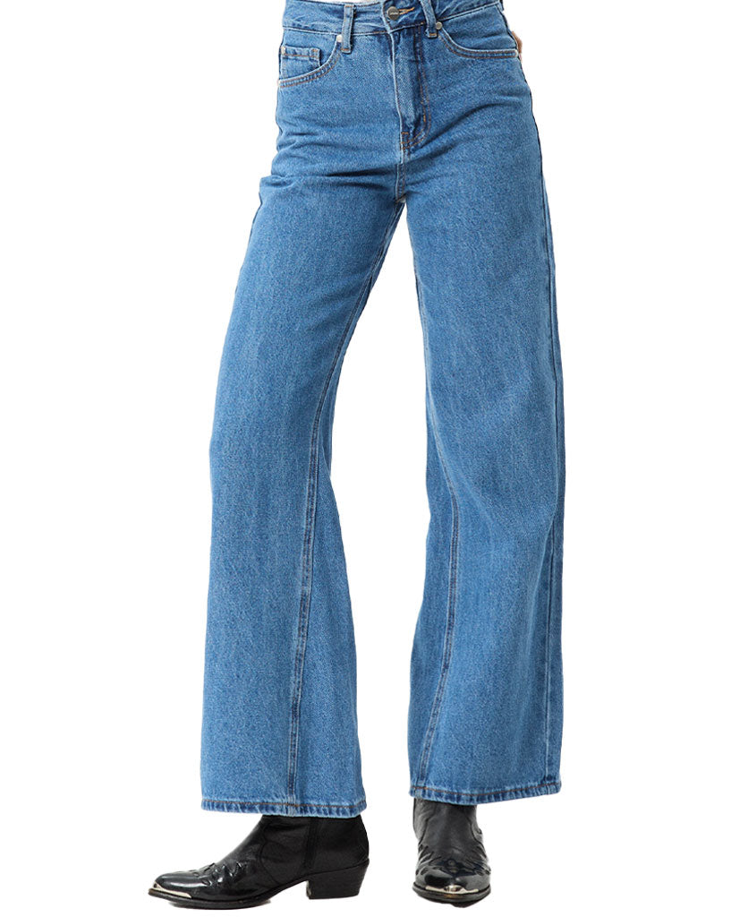 Afends-Gigi-Hemp-Denim-Flared-Jeans-worn-blue