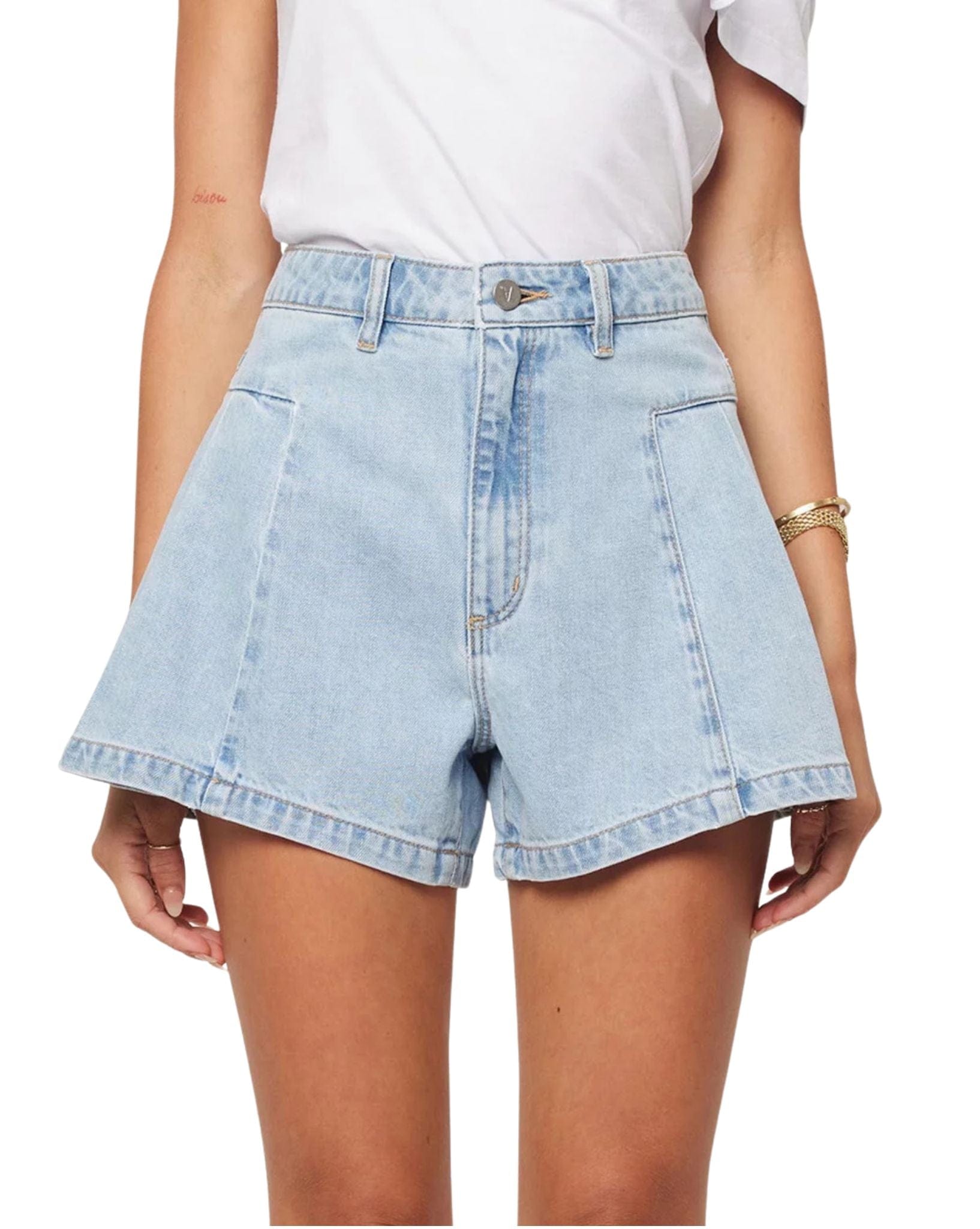 Abrand 94 Pleated Short Kendall-Light Vintage Blue