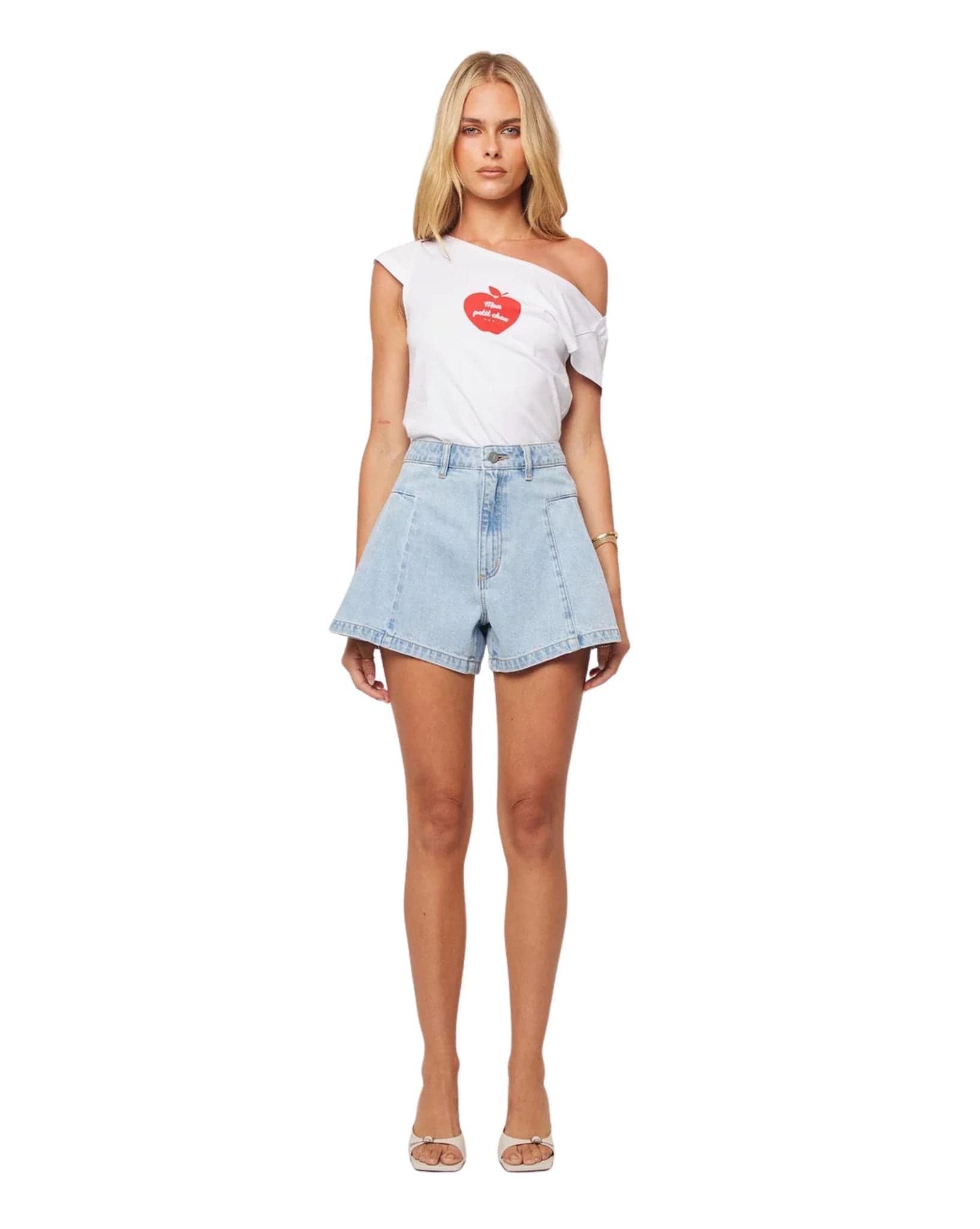 Abrand 94 Pleated Short Kendall-Light Vintage Blue