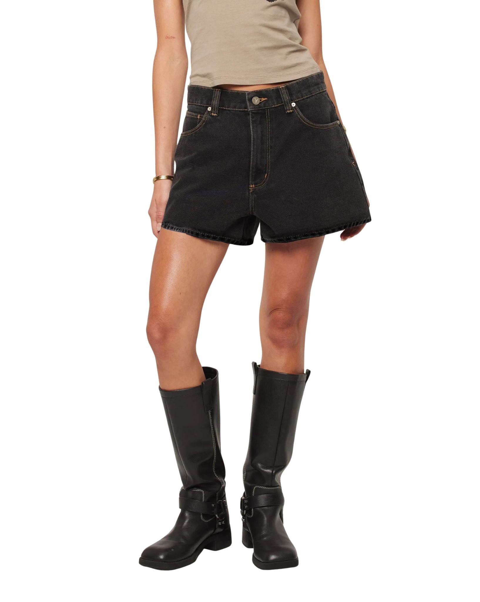 Abrand 95 Baggy Short Cara Washed Black