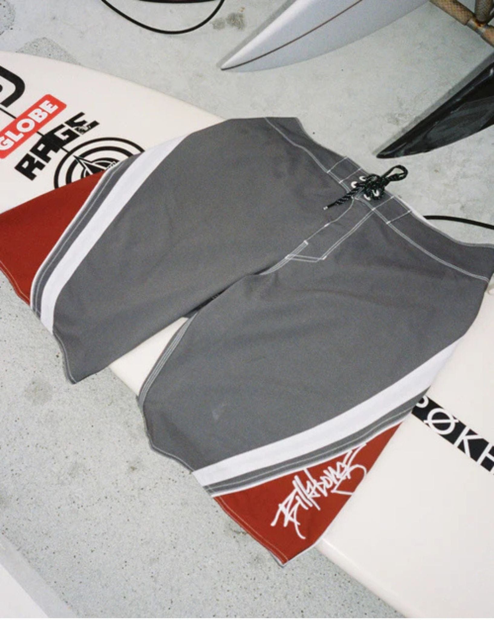 Billabong Mens Fluid 2K Pro Boardshort