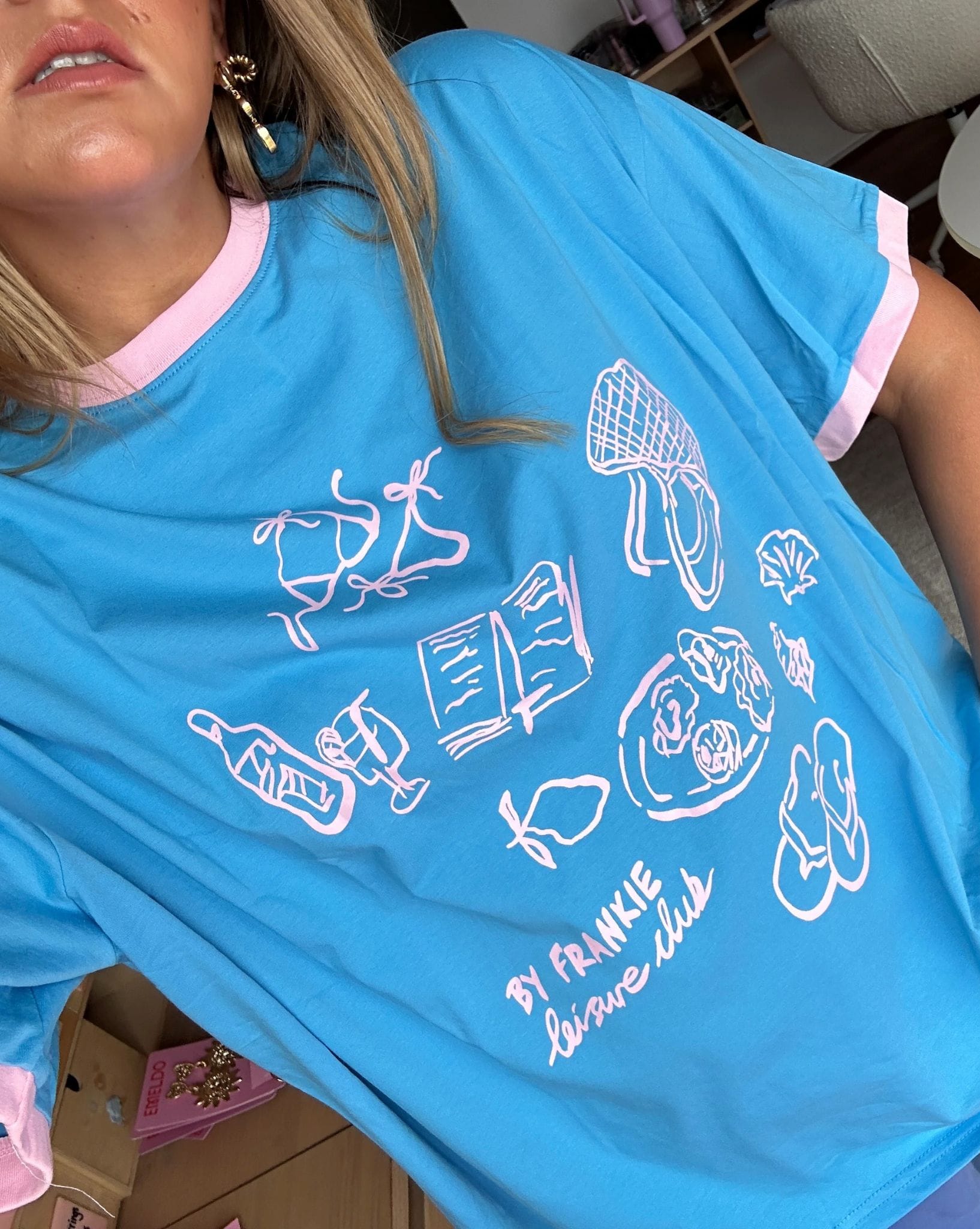 By Frankie Blue/Pink Leisure Club T-shirt