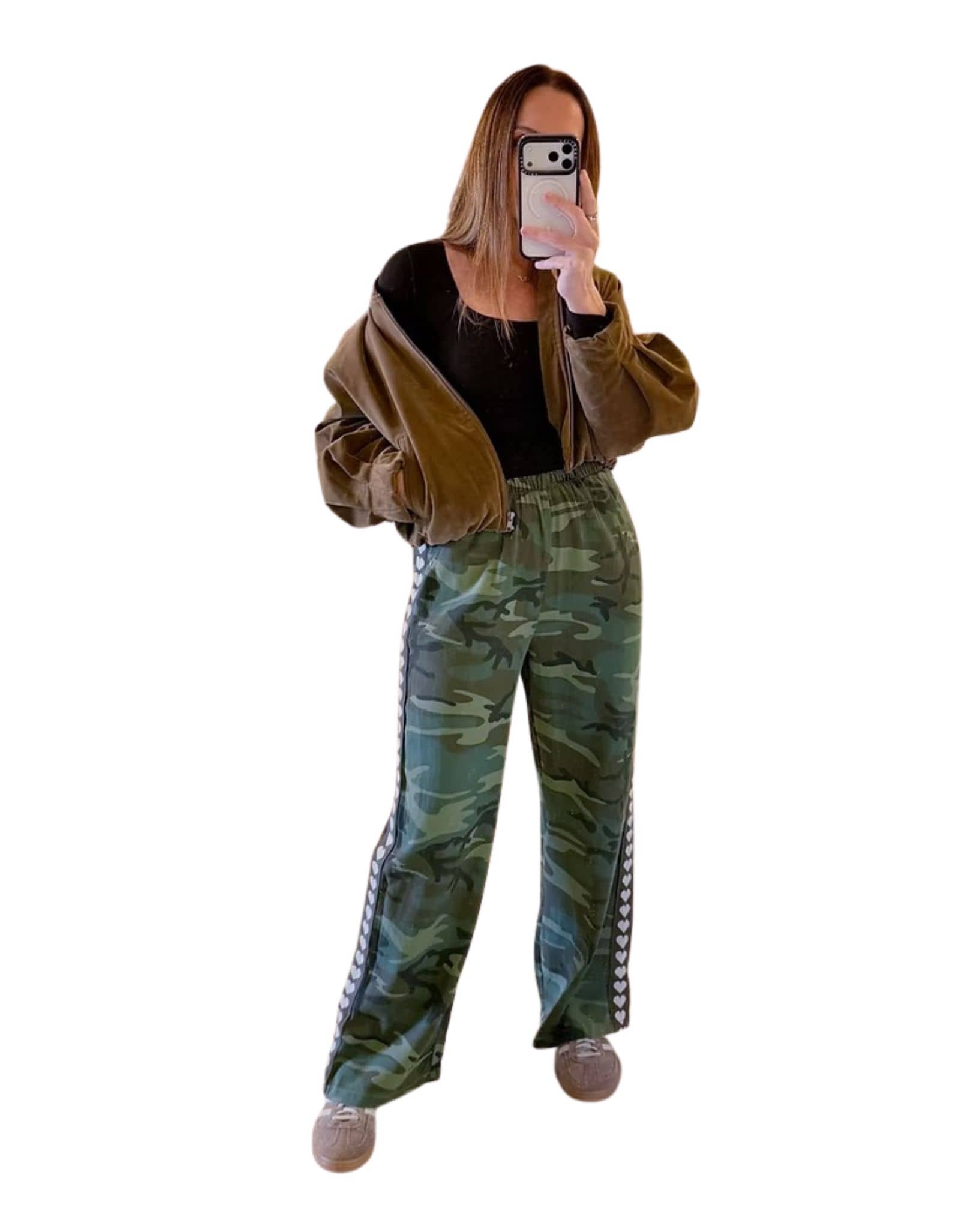 By Frankie Camo Brown Hearts Pants
