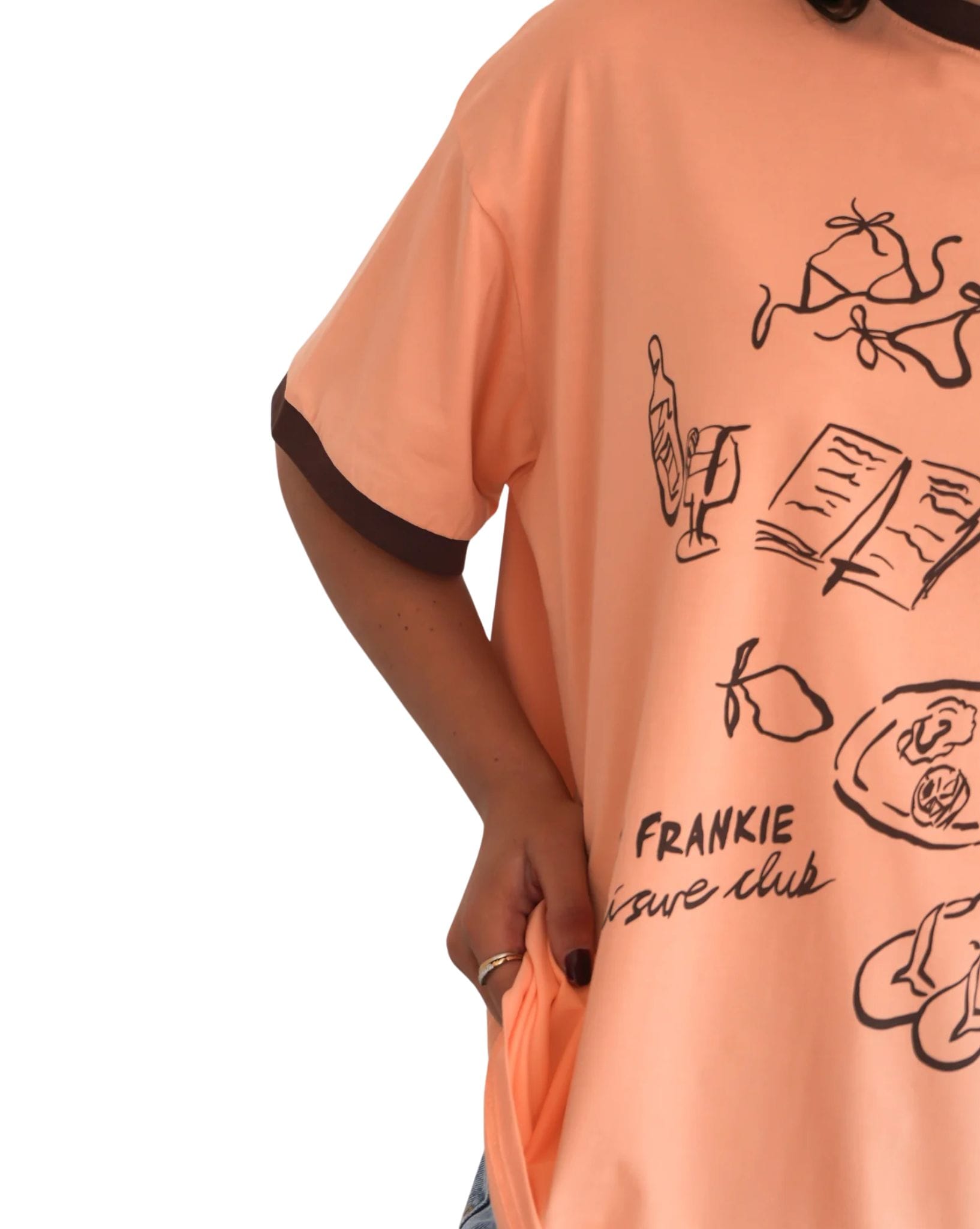 By Frankie Peach/Chocolate Leisure Club T-shirt