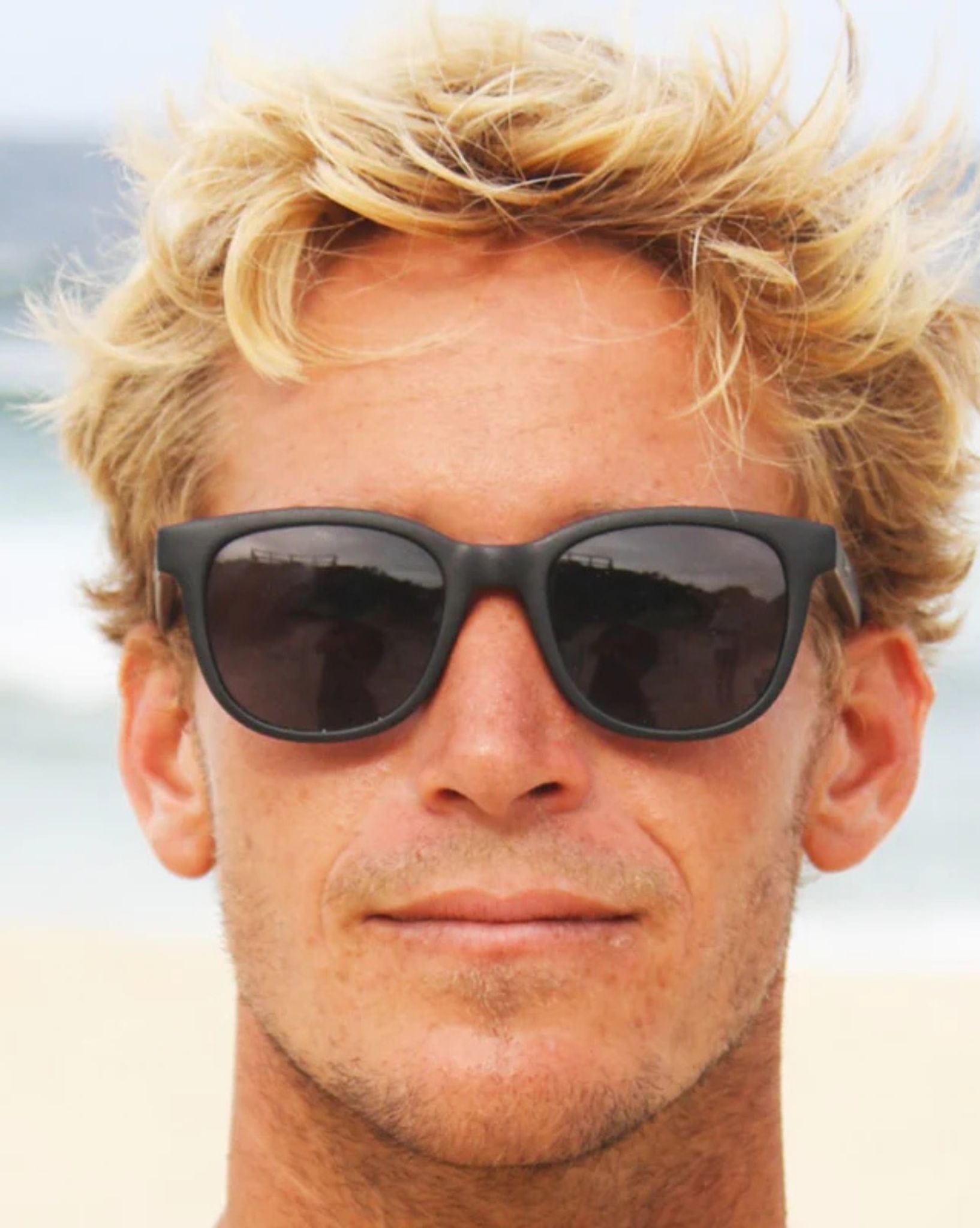 Carve Homeland Matt Black/Grey Lens/Pol