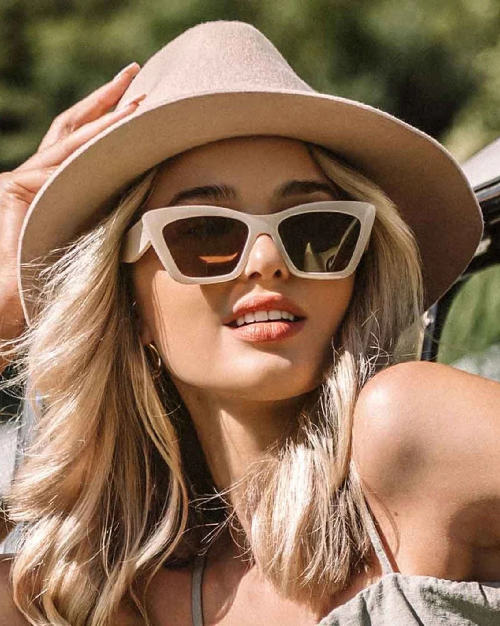 Carve Tahoe Gloss Translucent Seashell Brown Lens