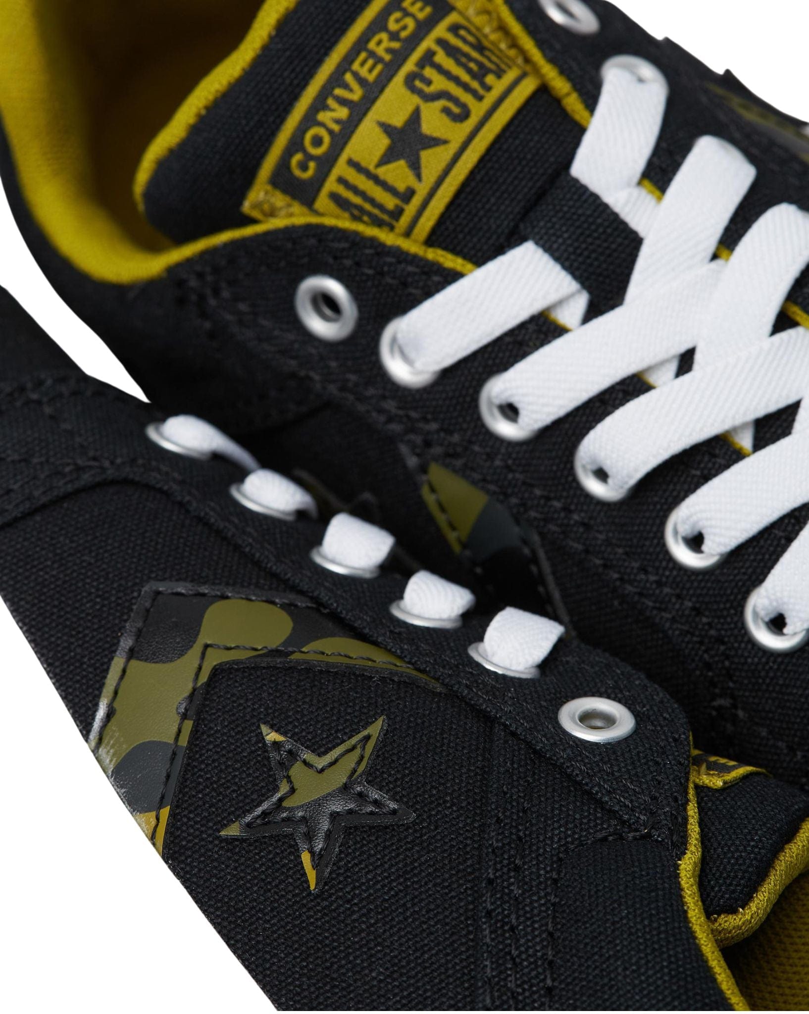 Converse Boys Distrito Low Sneakers