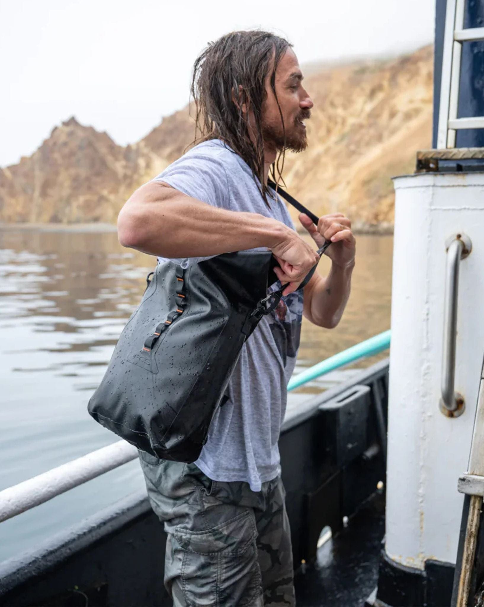 FCS Pioneer Pouch 15L