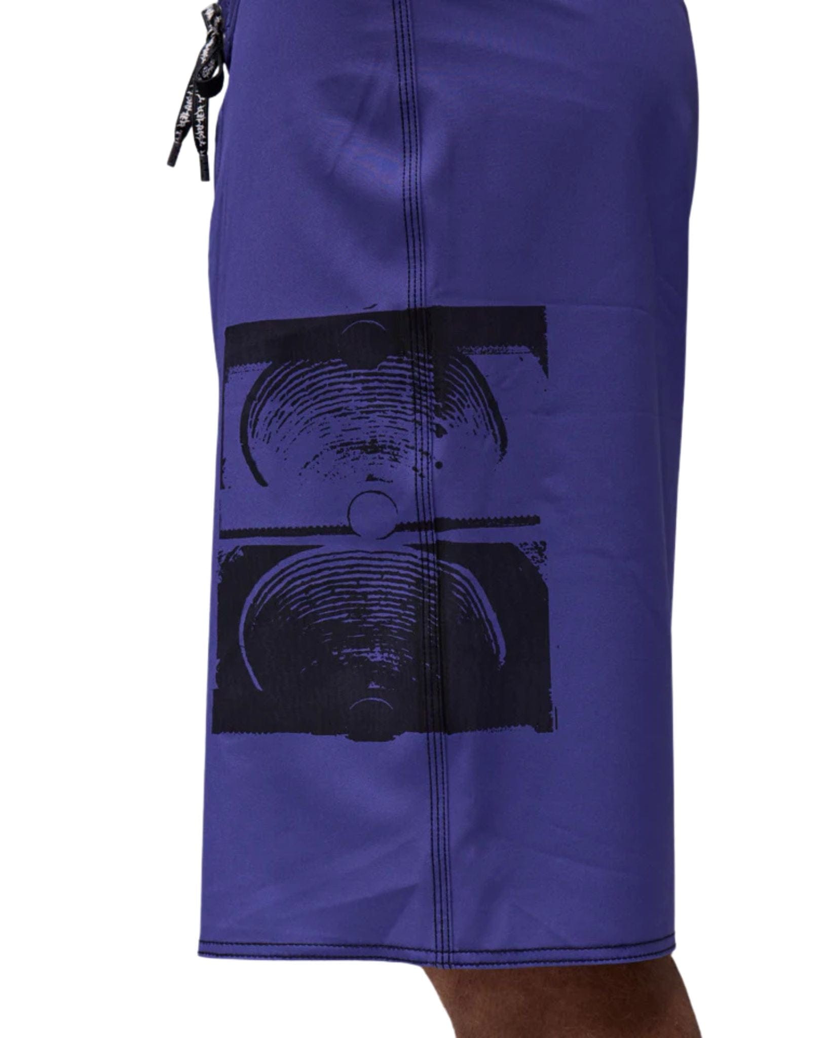 Former Crux Cargo 20" Trunk