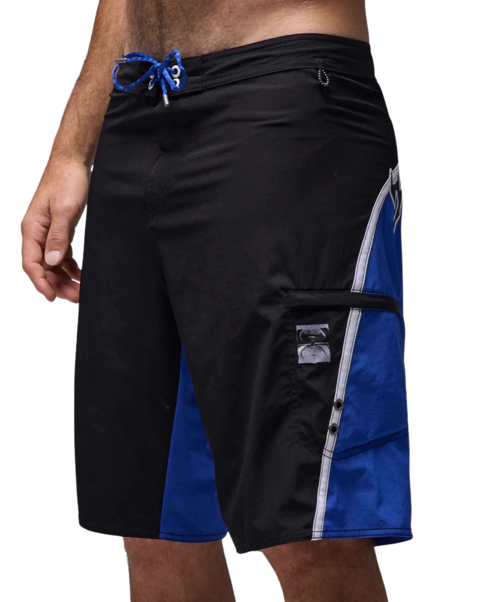 Former Proscription 21" Trunk