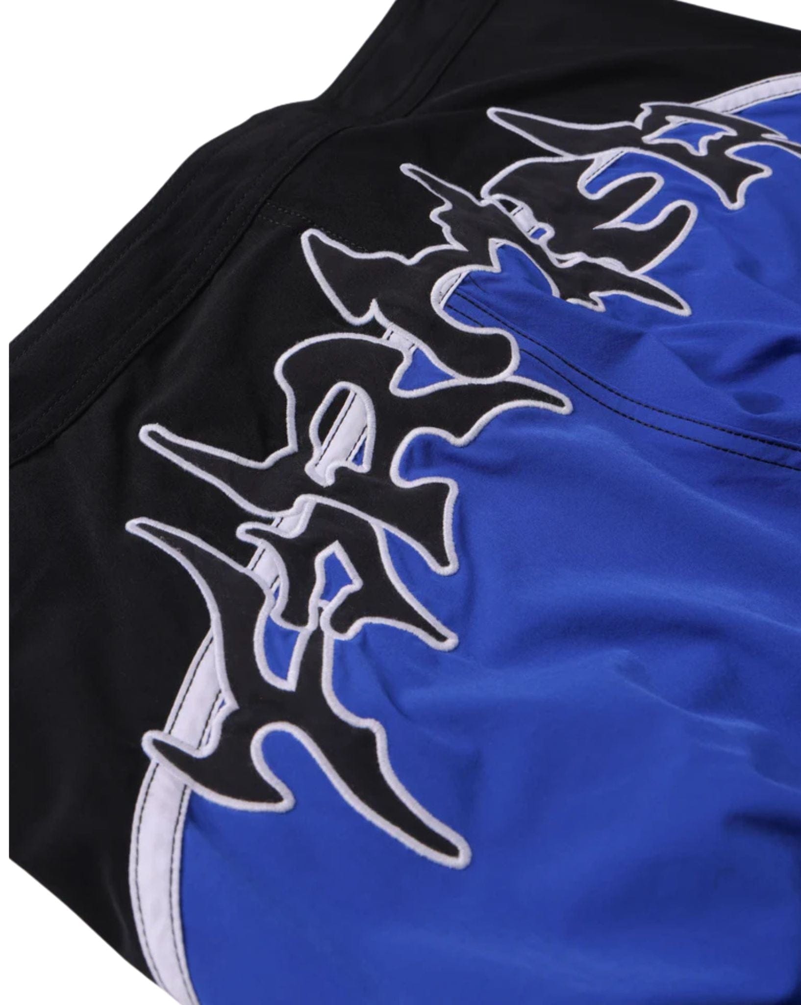 Former Proscription 21" Trunk