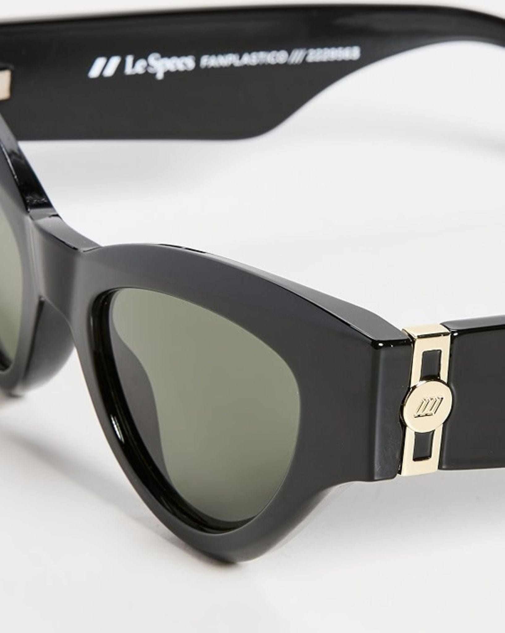 Le Specs Womens Fanplastico Sunglasses - Black