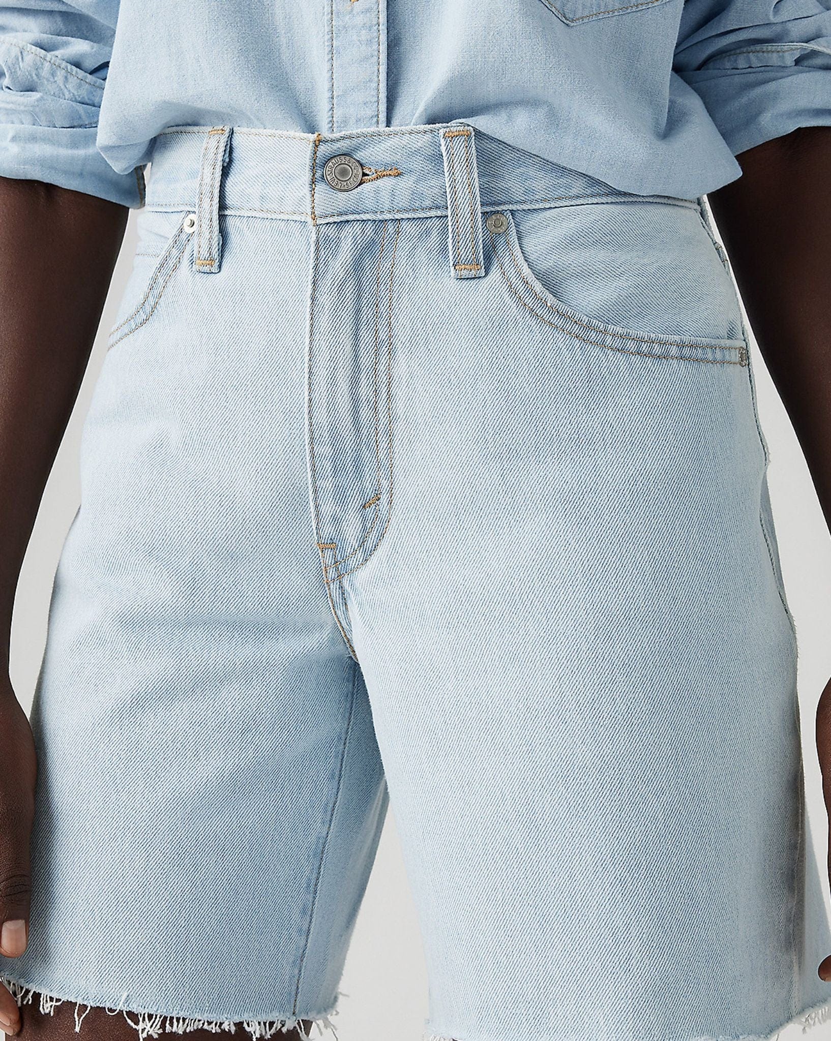 Levi 94 Baggy Short  - Mister Twister Cut Hem