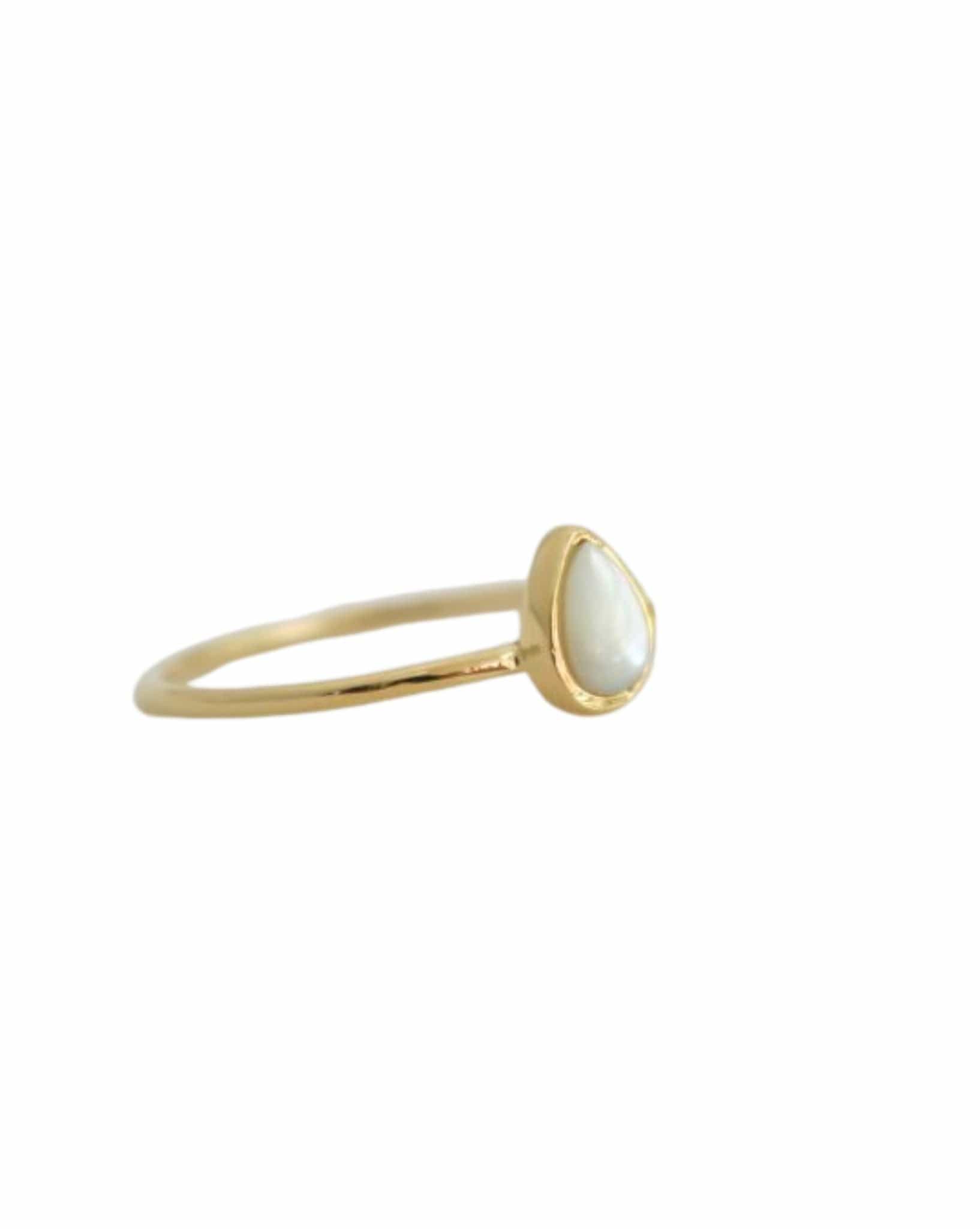 Love Lunamei Gold Selene Ring