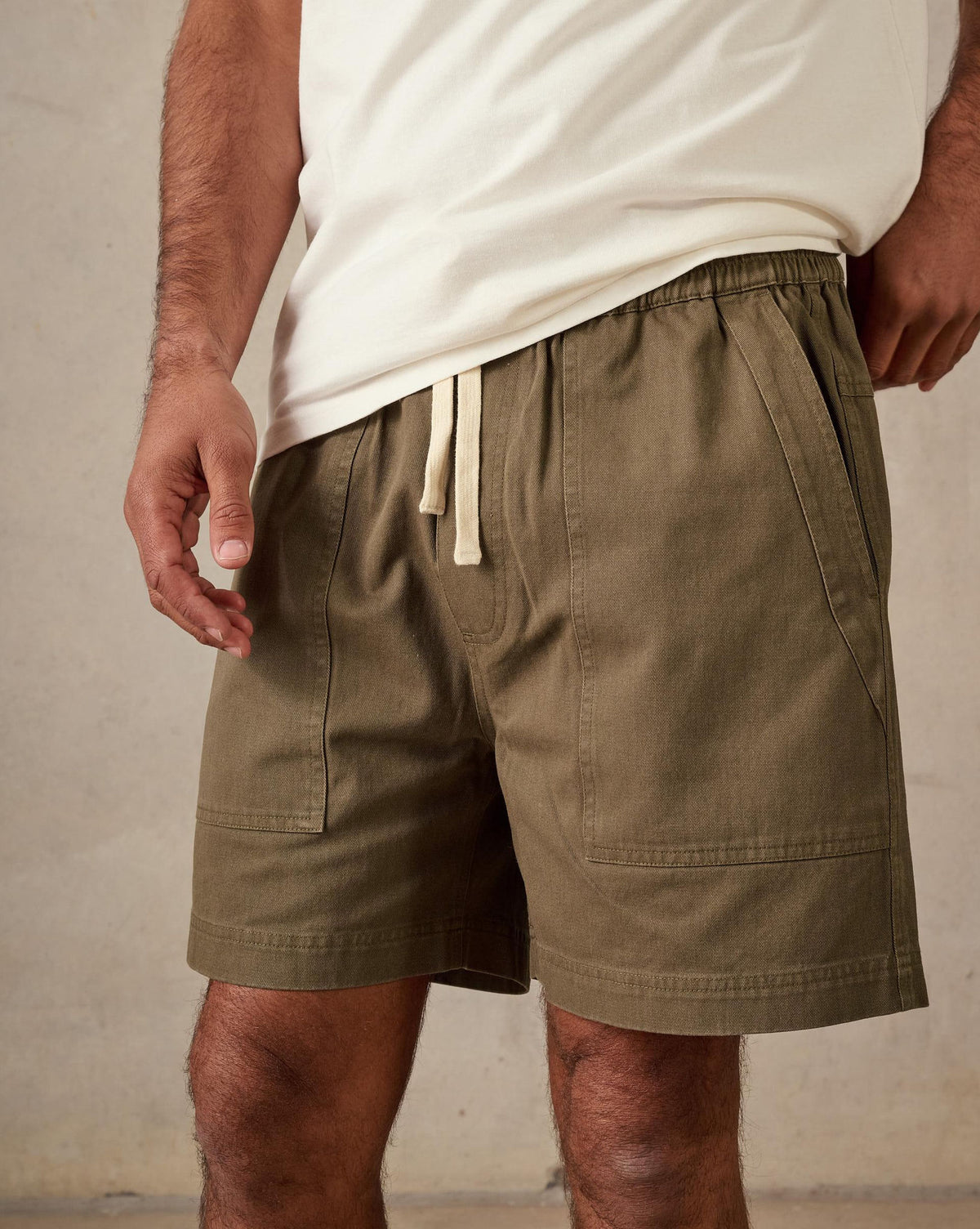 McTavish Twill Shorts in Green, photo 7