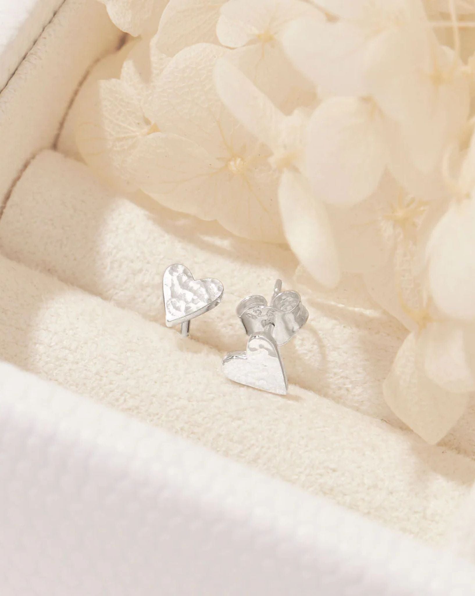 Midsummer Star Aphrodite Heart Studs