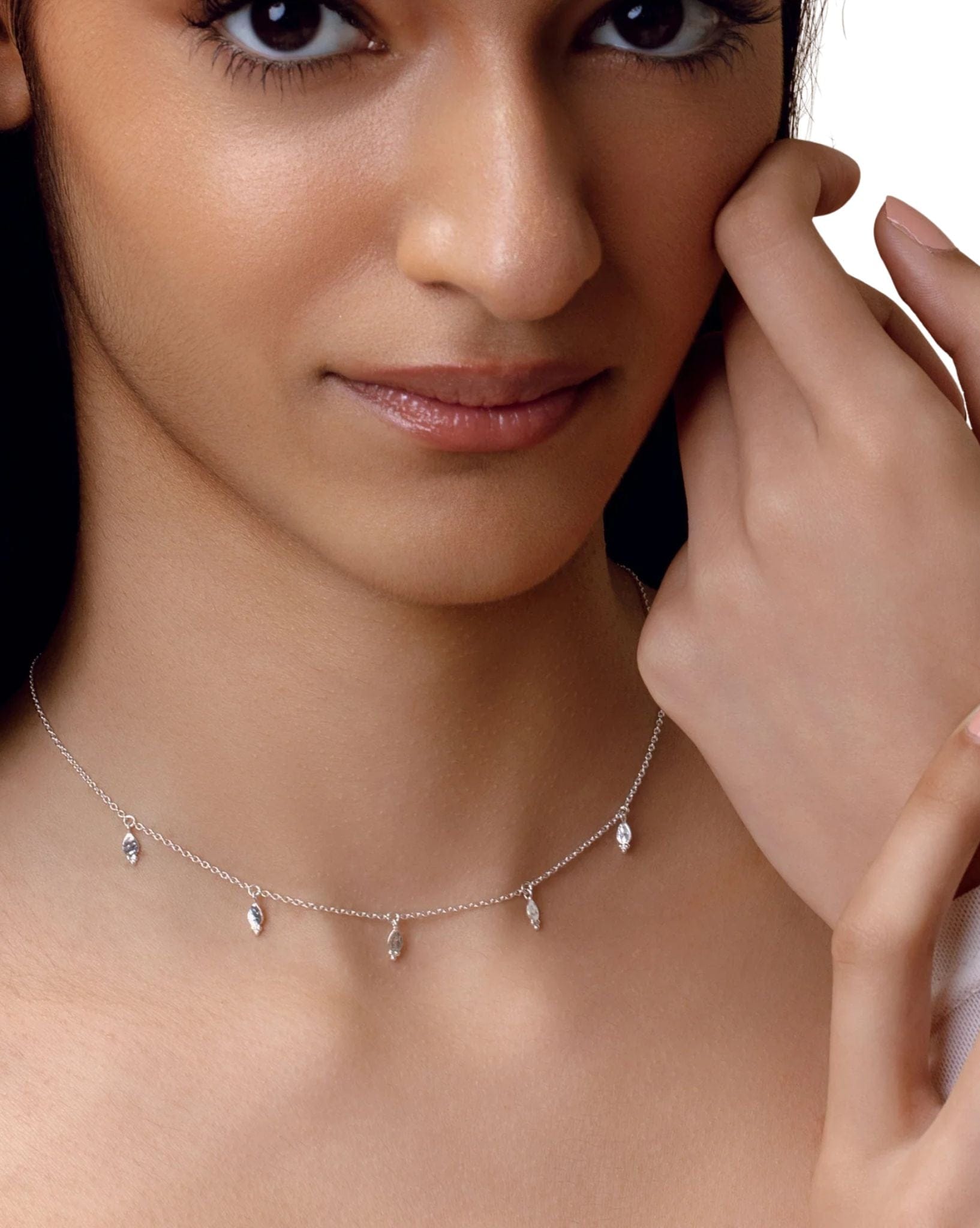 Midsummer Star Glistening Drops Choker